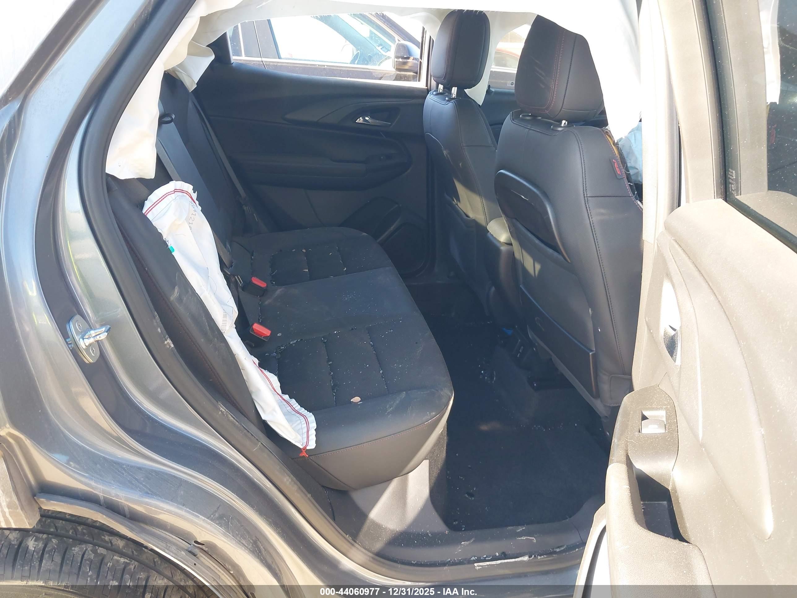 CHEVROLET TRAILBLAZER image 8