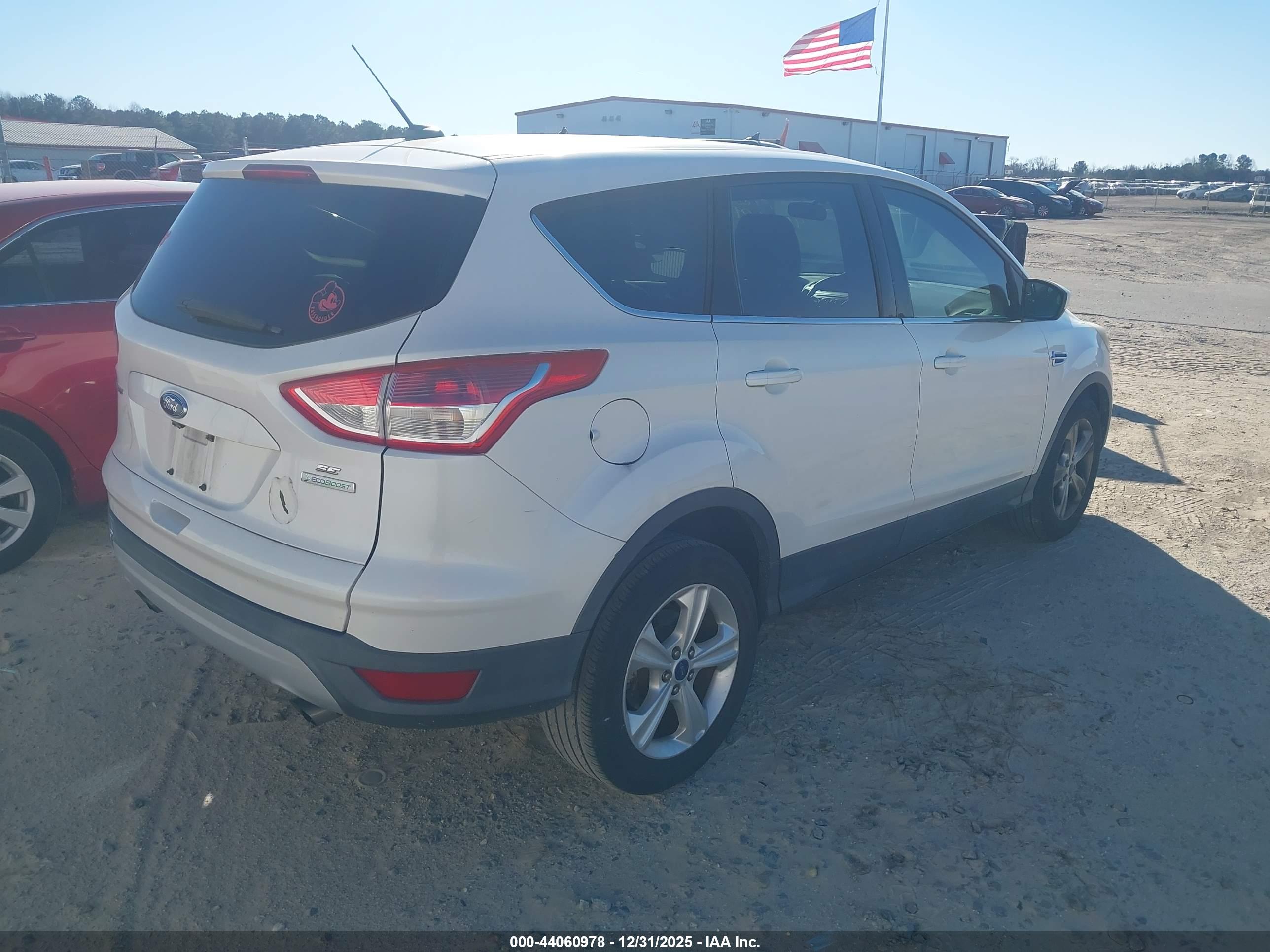 FORD ESCAPE image 4