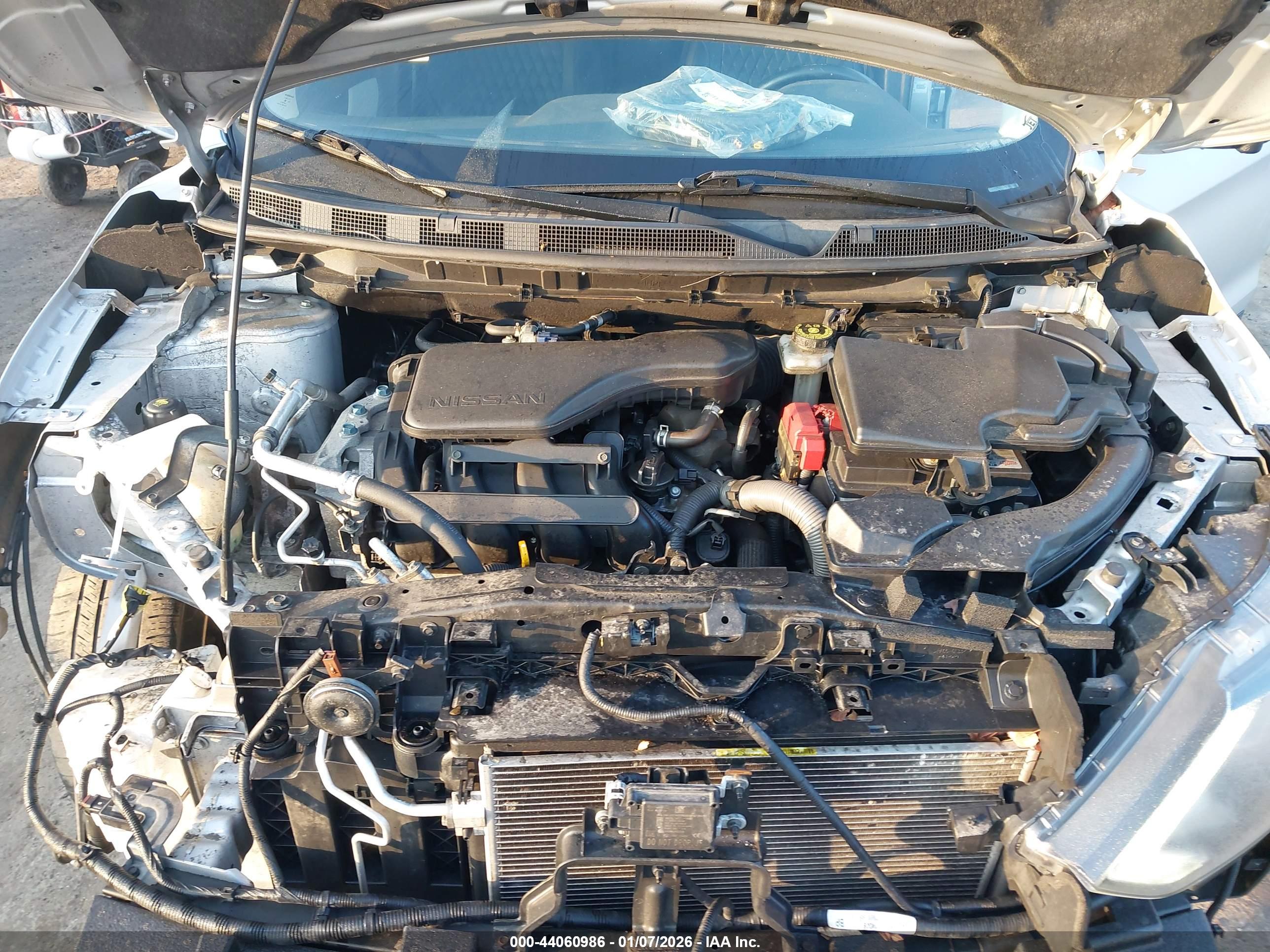 NISSAN ROGUE image 10