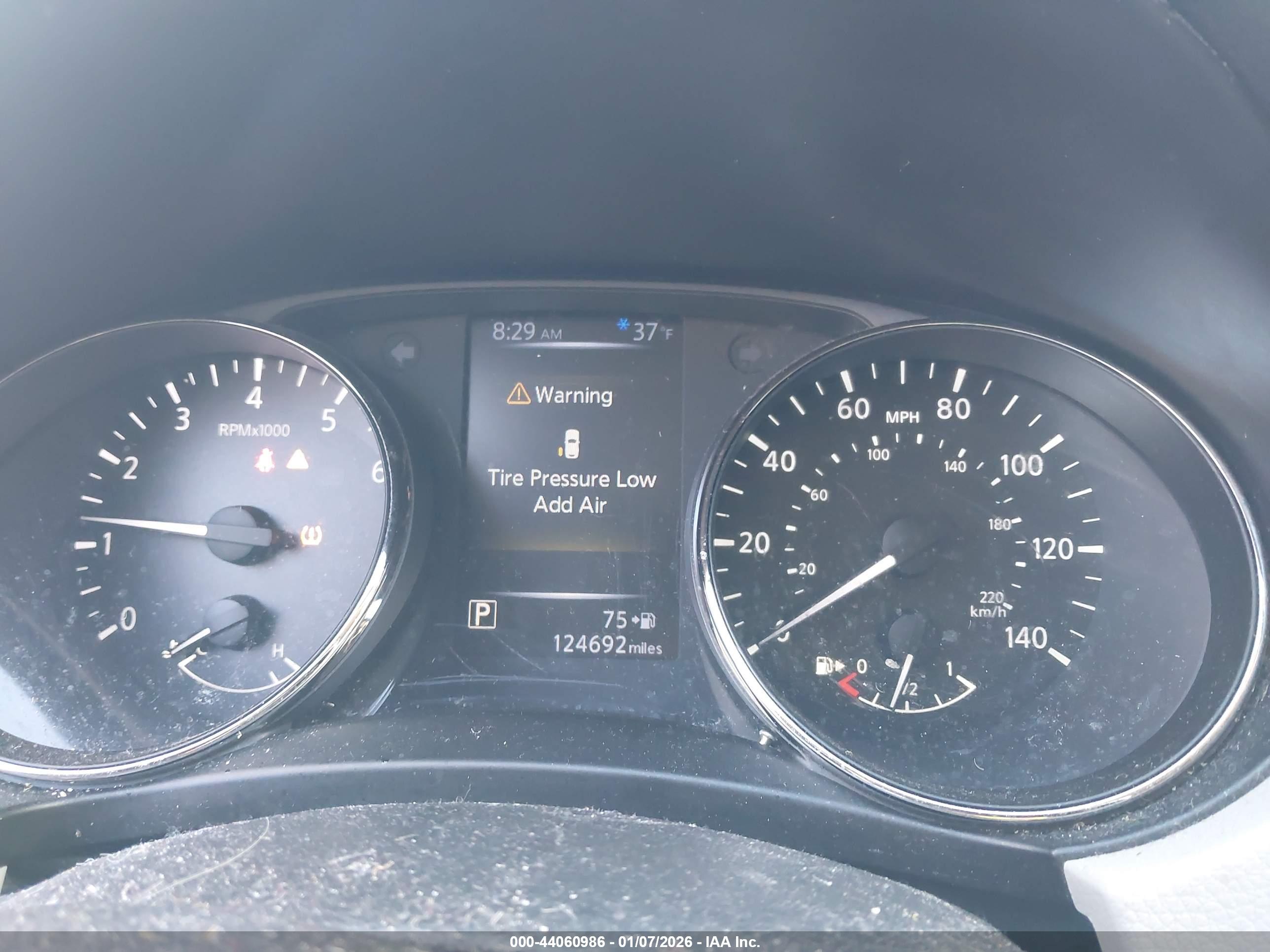 NISSAN ROGUE image 7