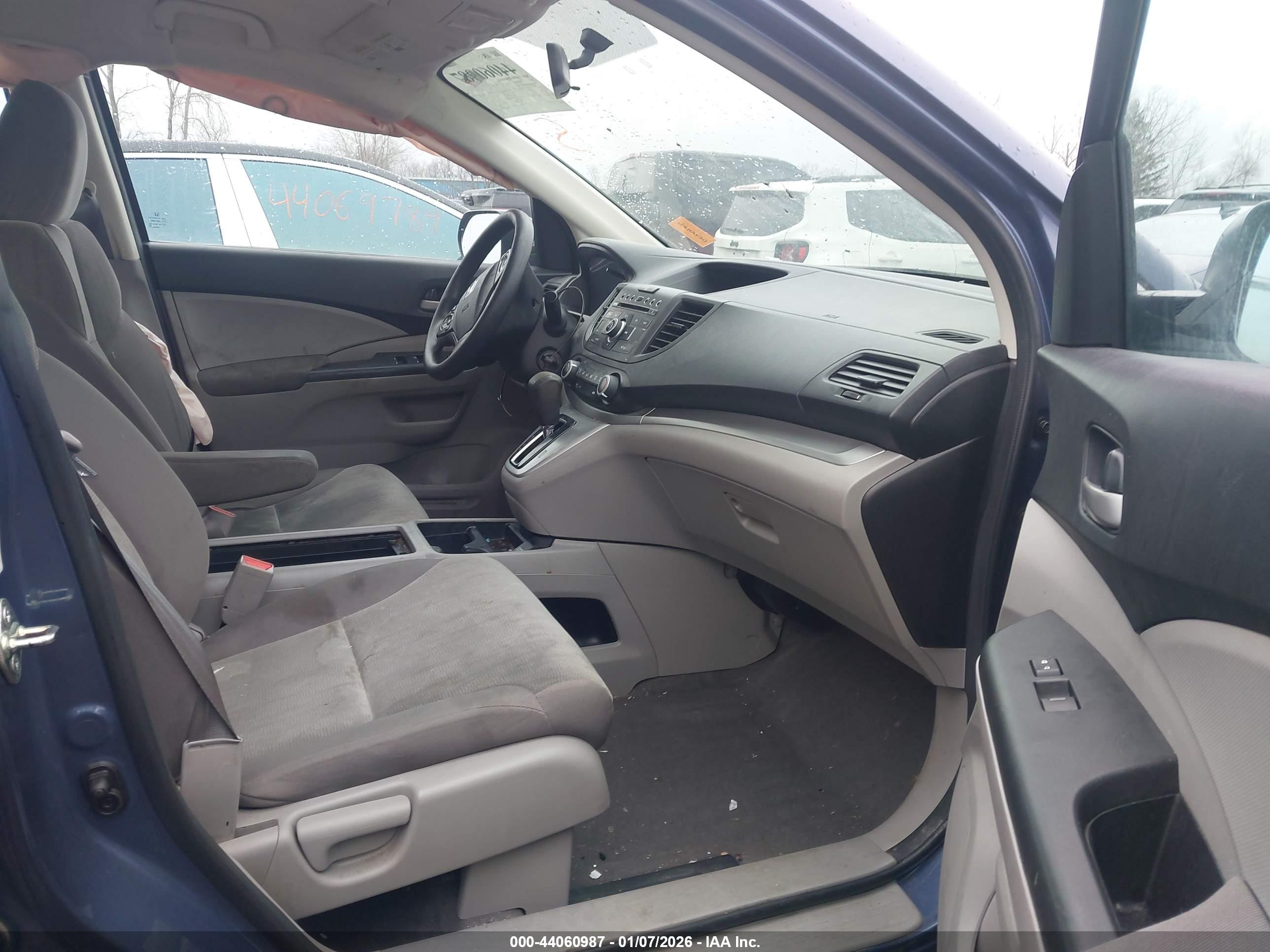 HONDA CR-V image 5