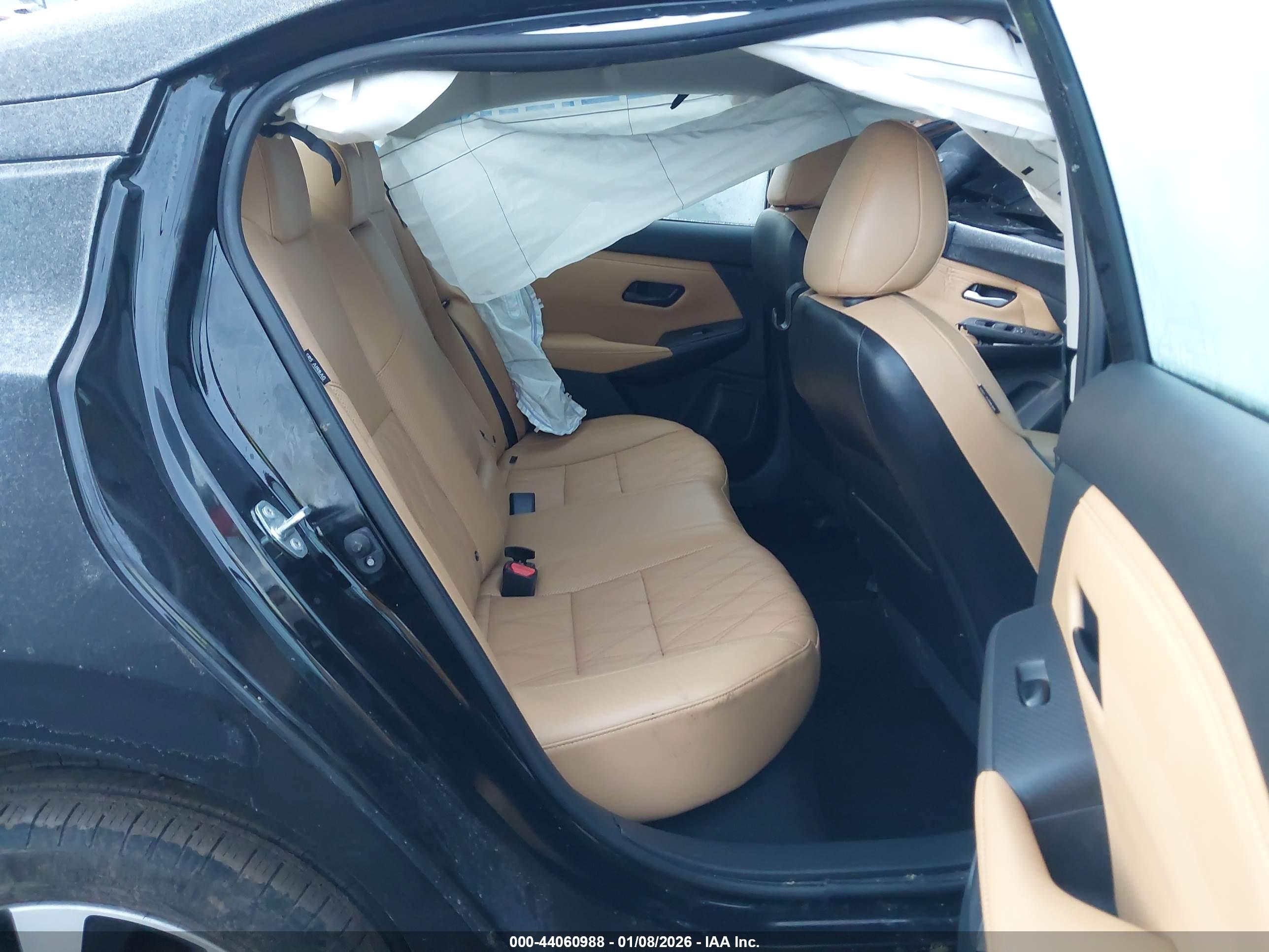 NISSAN SENTRA image 8