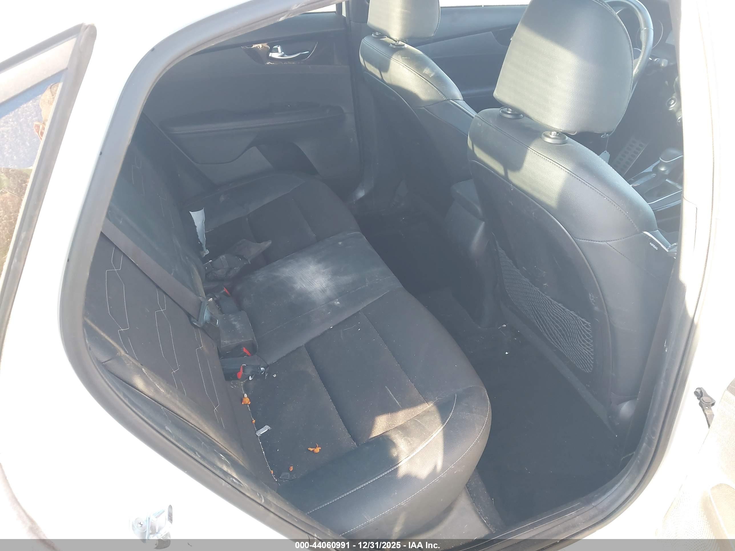 KIA FORTE image 8