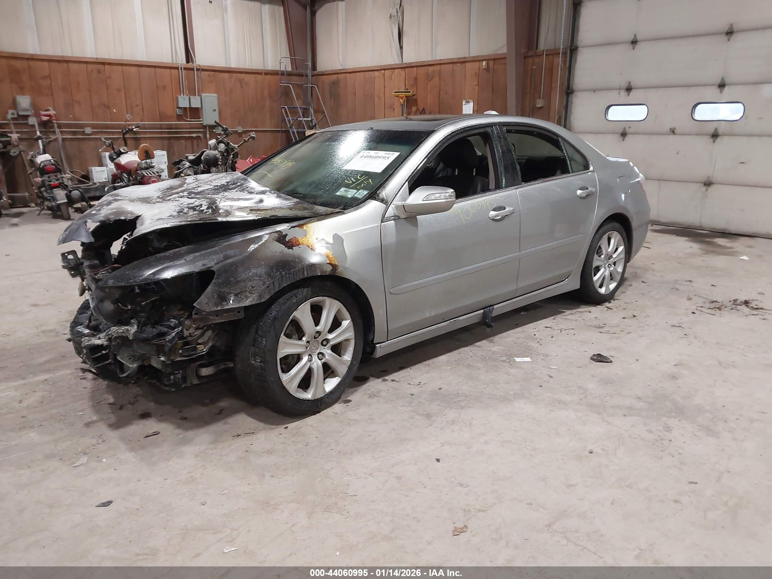 ACURA RL image 2