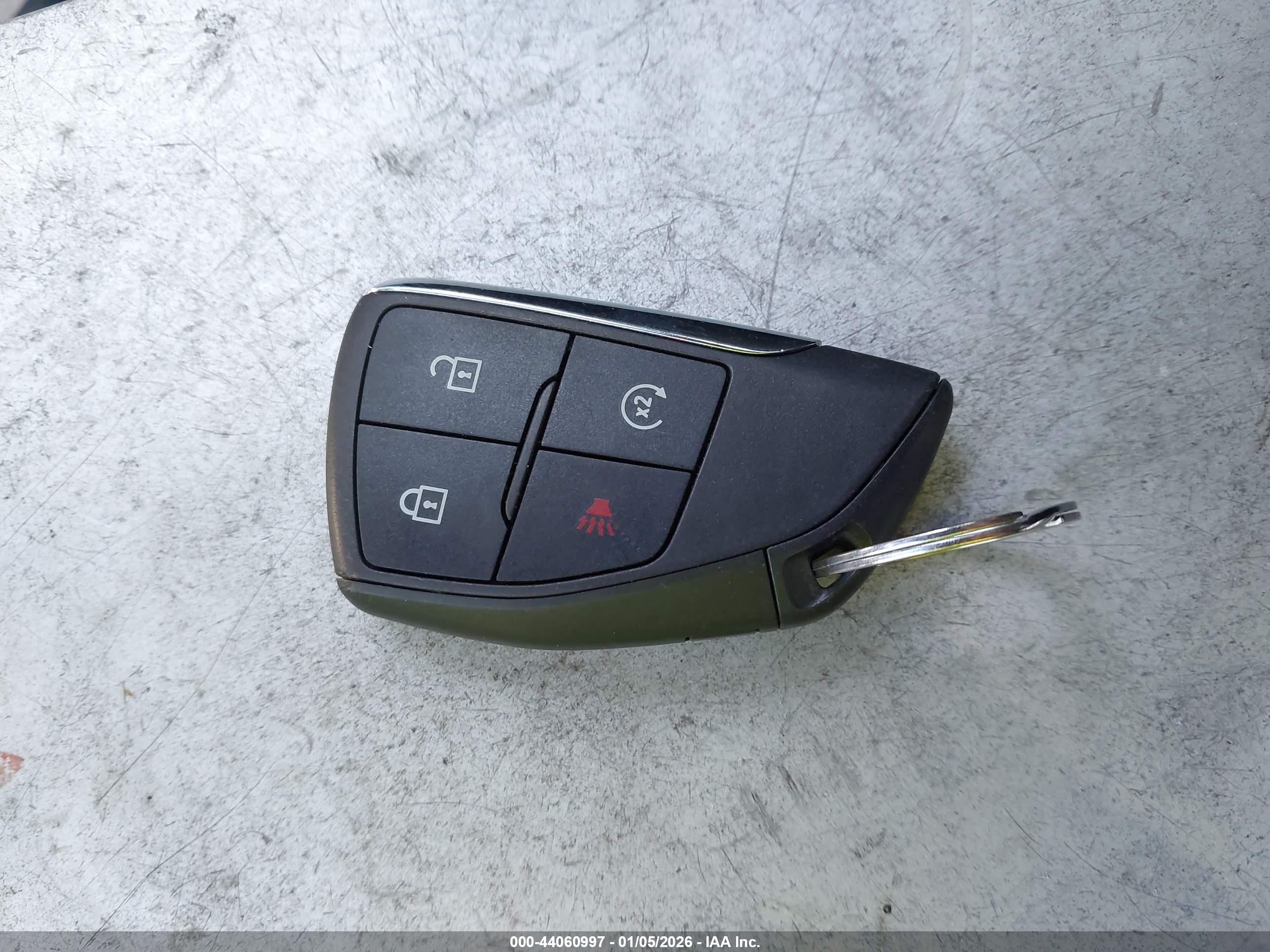 CHEVROLET EQUINOX image 11
