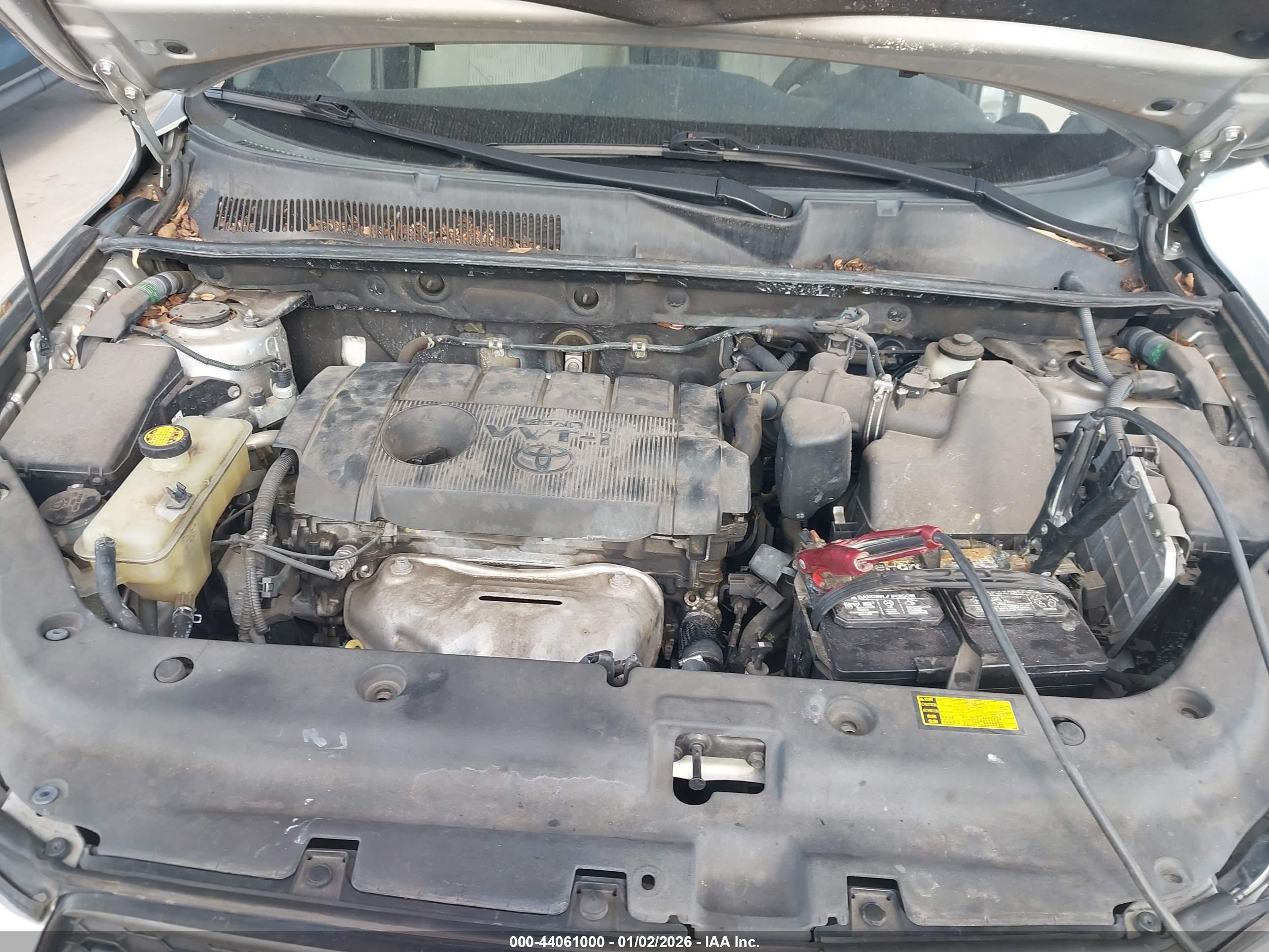 TOYOTA RAV4 image 10