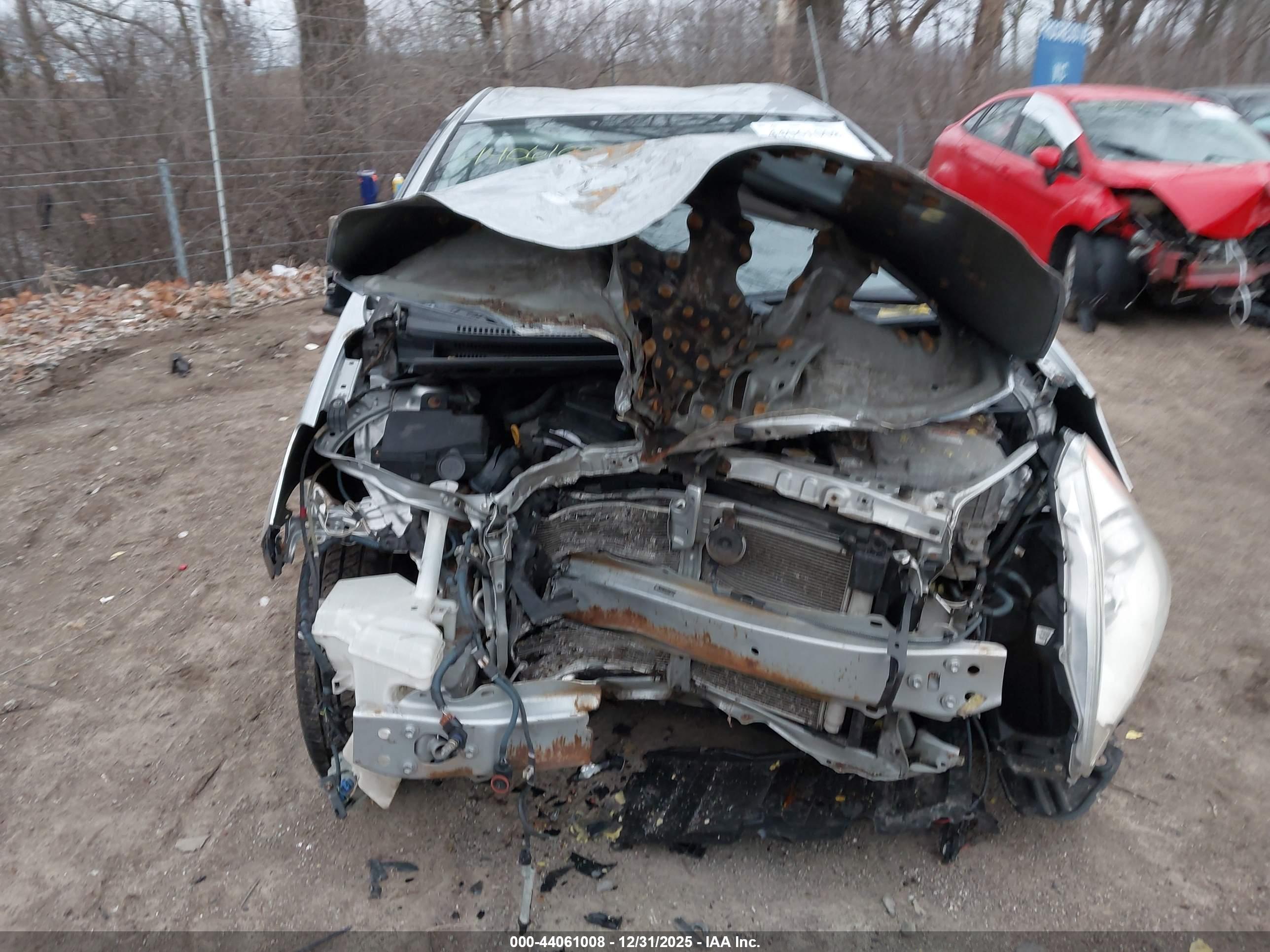TOYOTA PRIUS image 6
