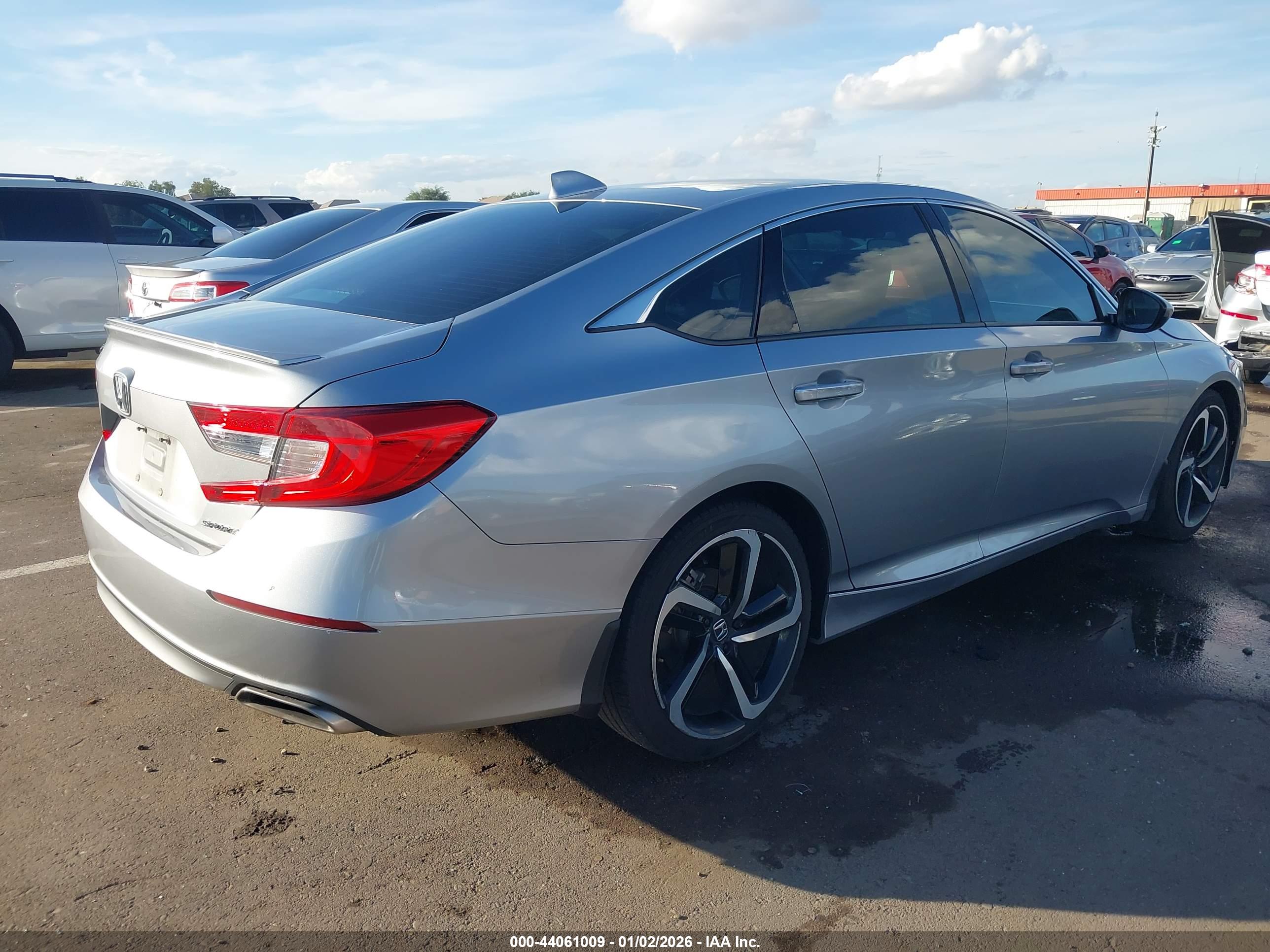 HONDA ACCORD image 4