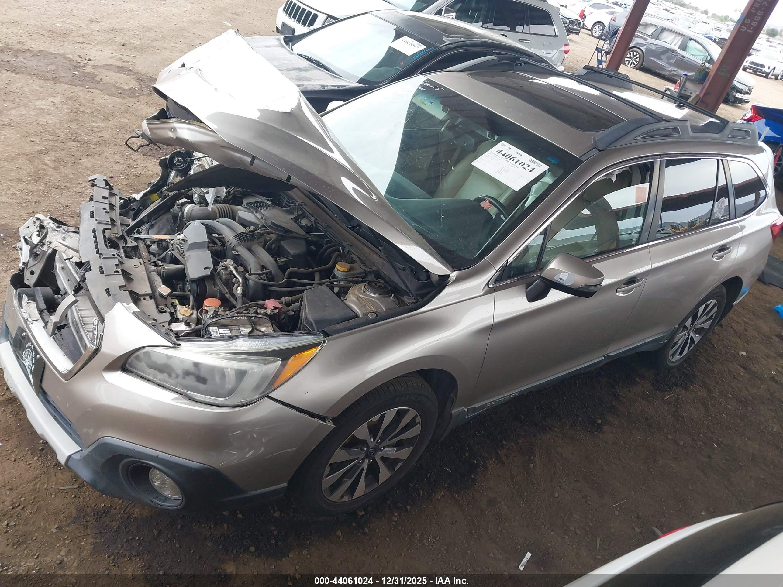 SUBARU OUTBACK image 2