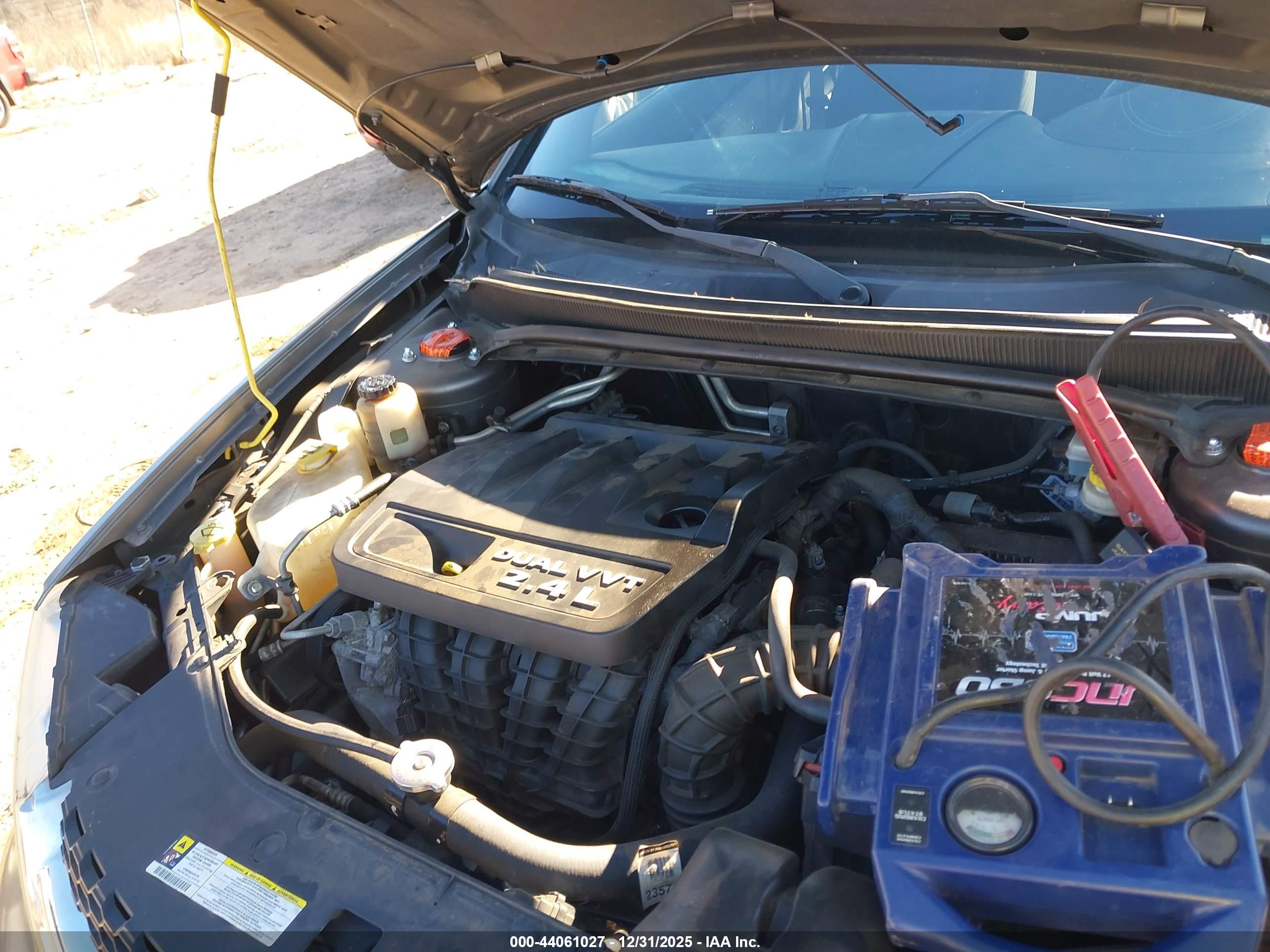 DODGE AVENGER image 6