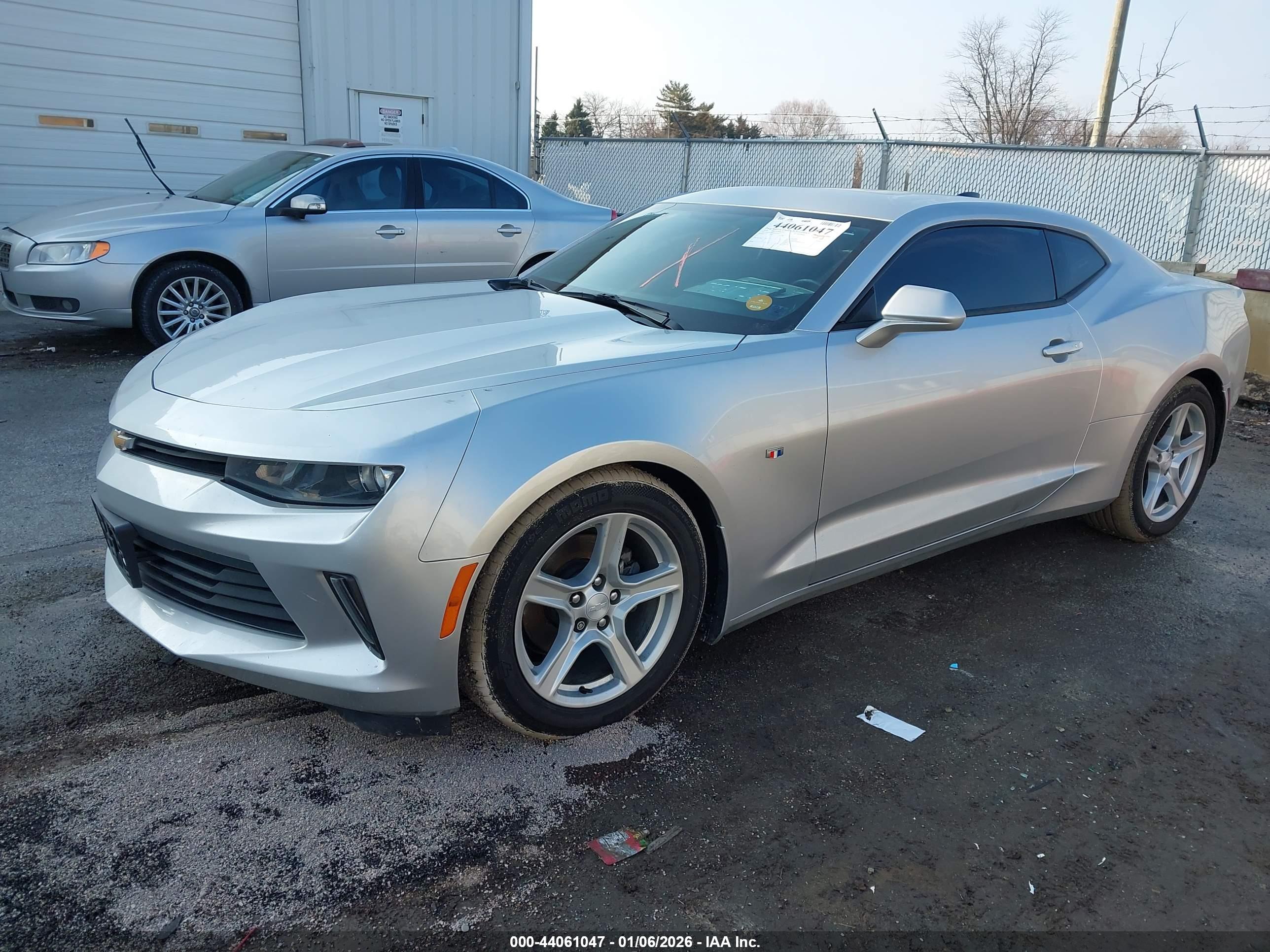 CHEVROLET CAMARO image 2