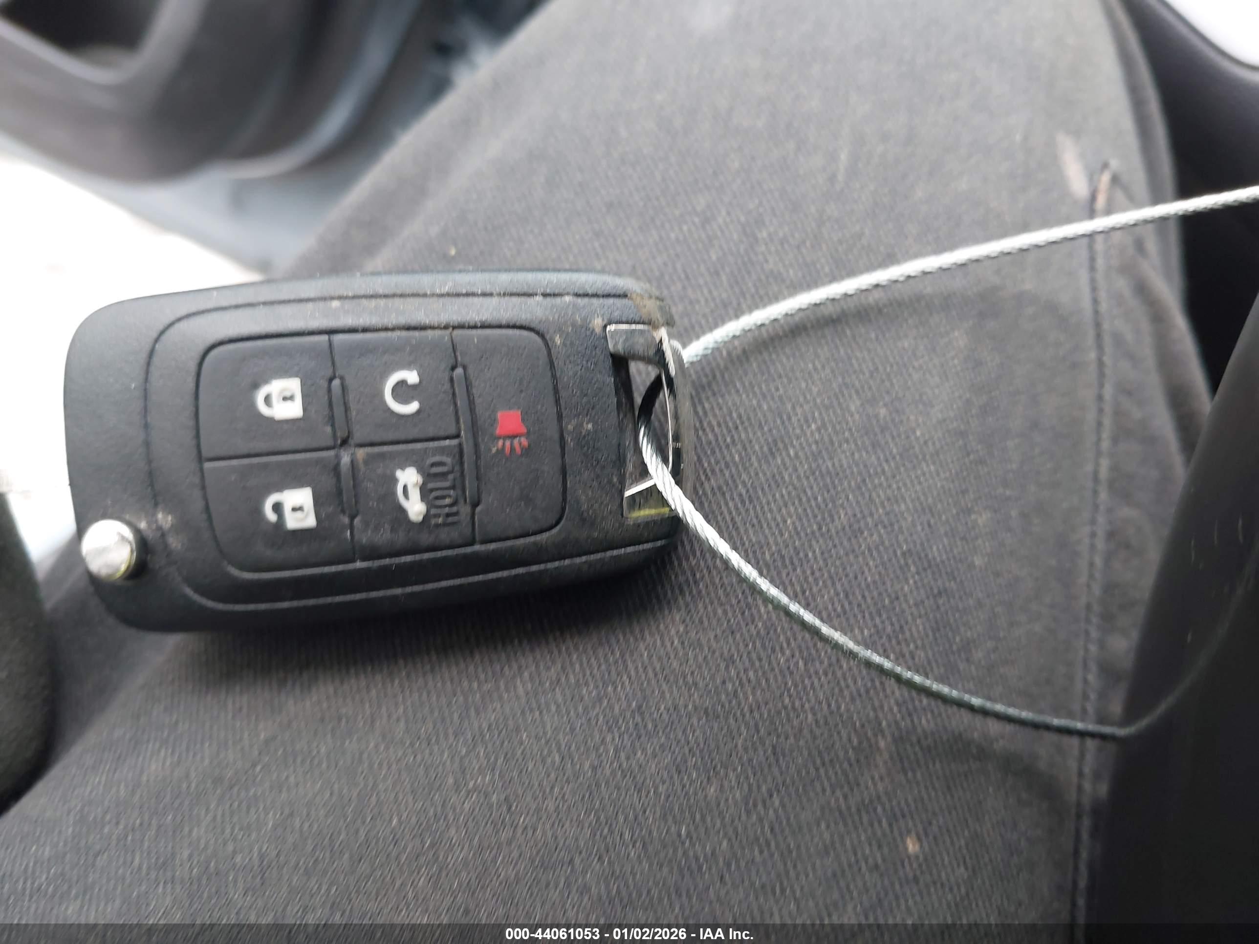 GMC TERRAIN image 11
