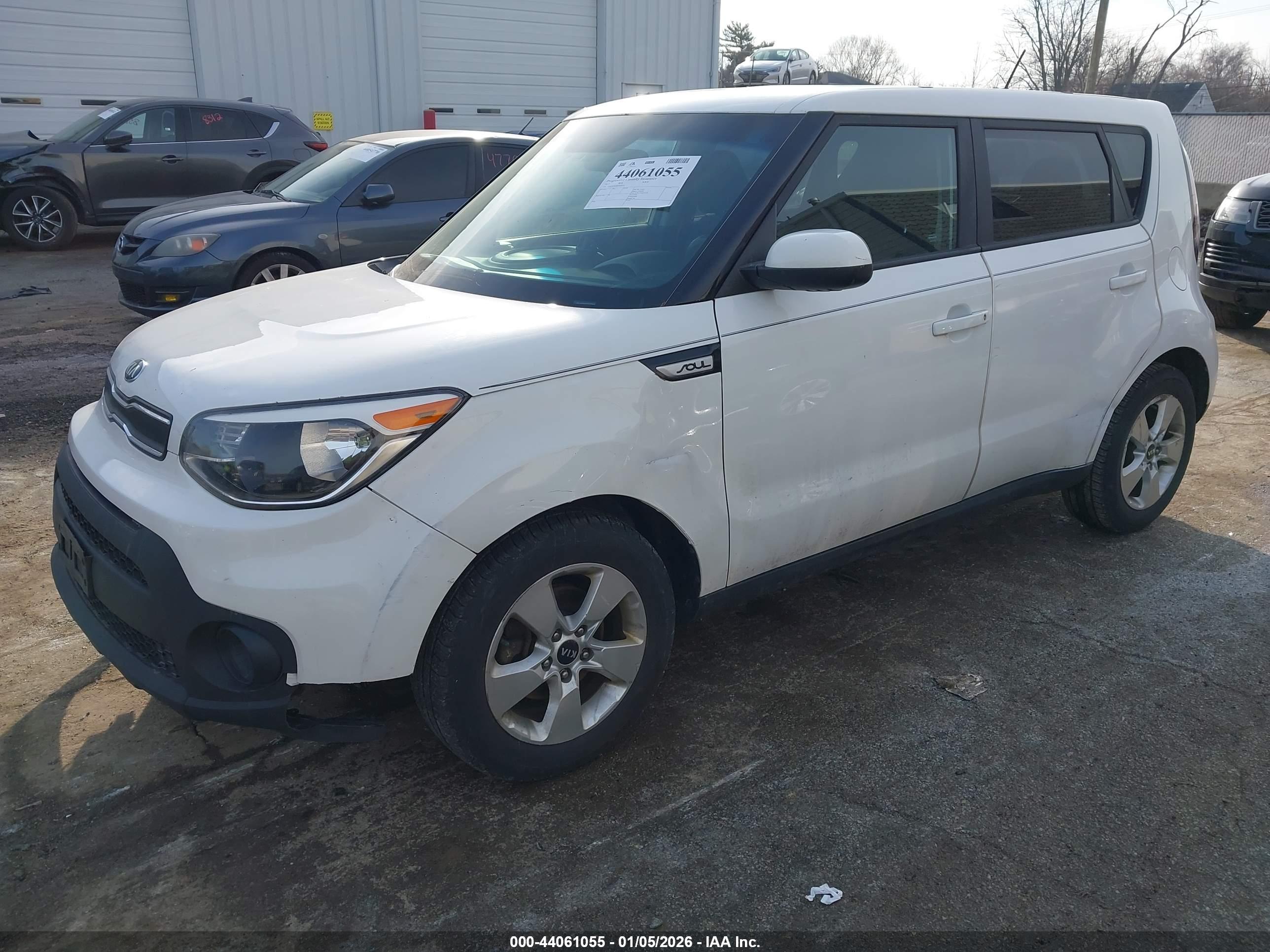KIA SOUL image 2