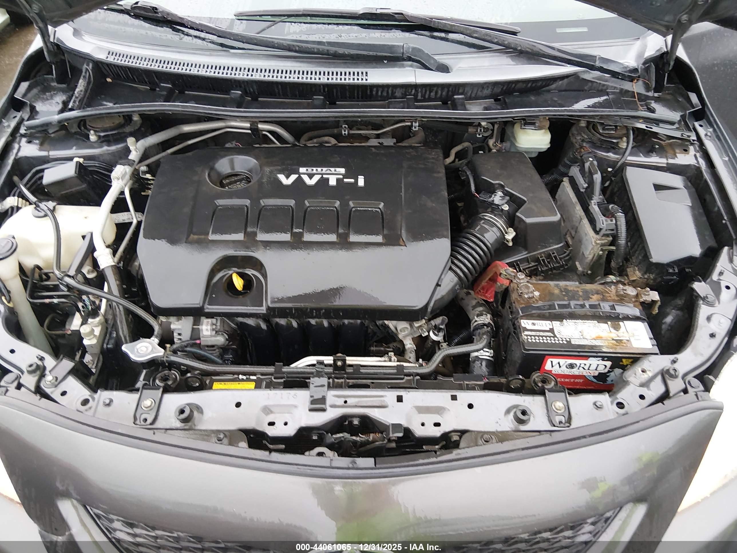 TOYOTA COROLLA image 10