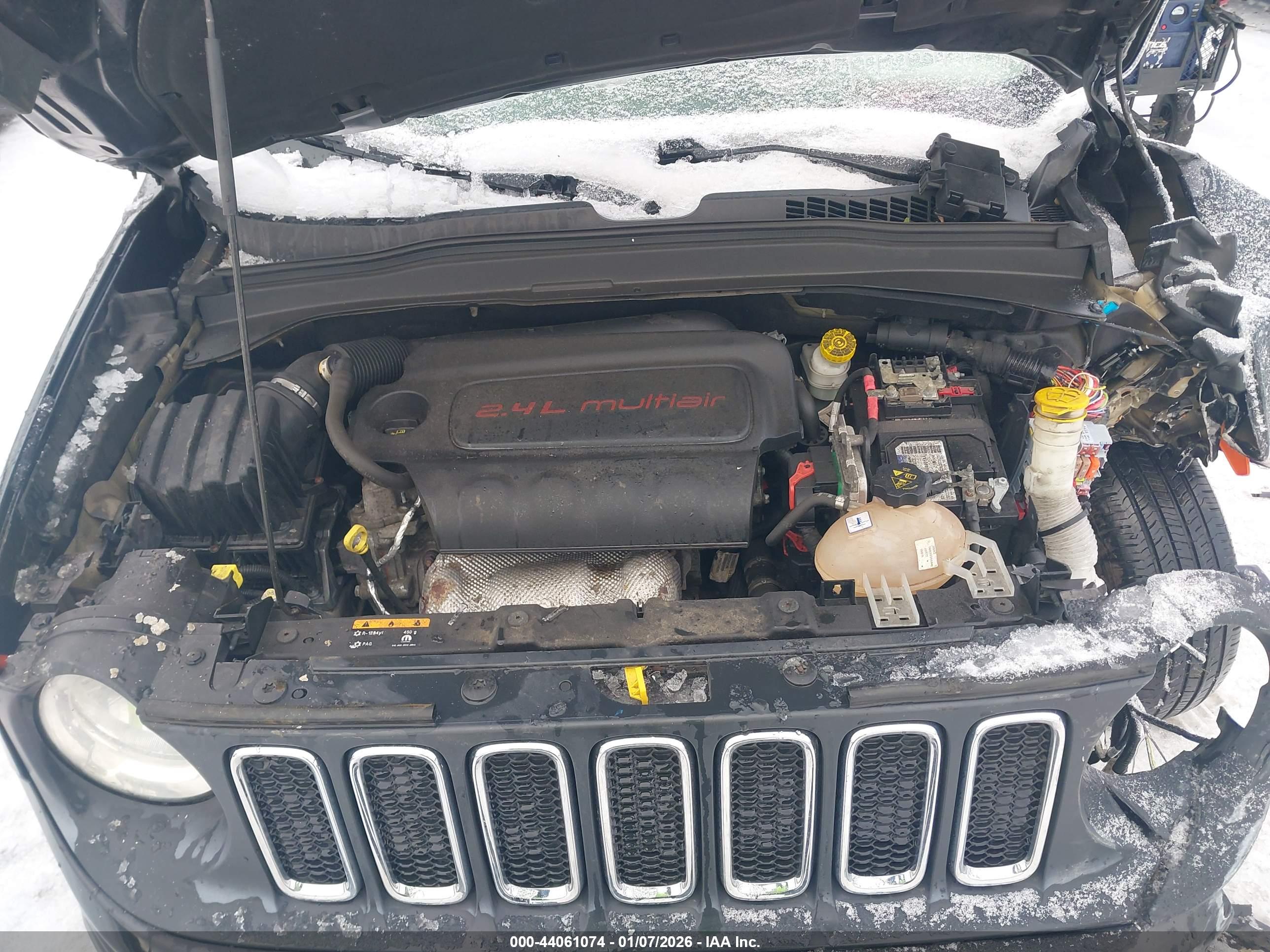 JEEP RENEGADE image 10