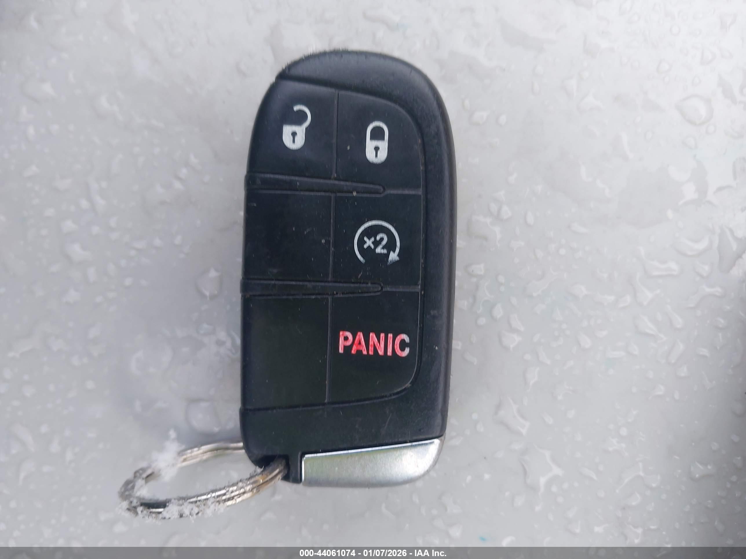 JEEP RENEGADE image 11