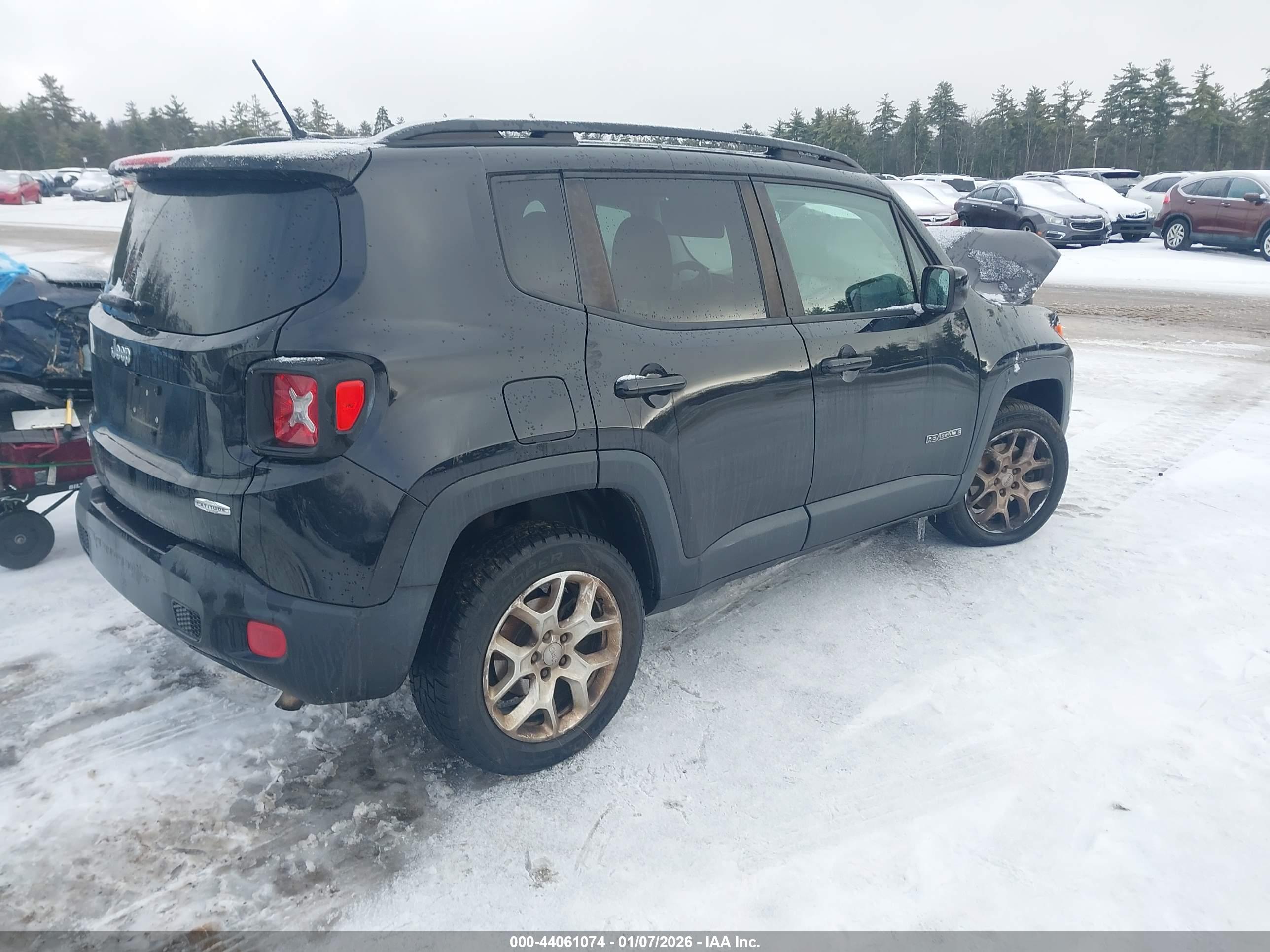 JEEP RENEGADE image 4