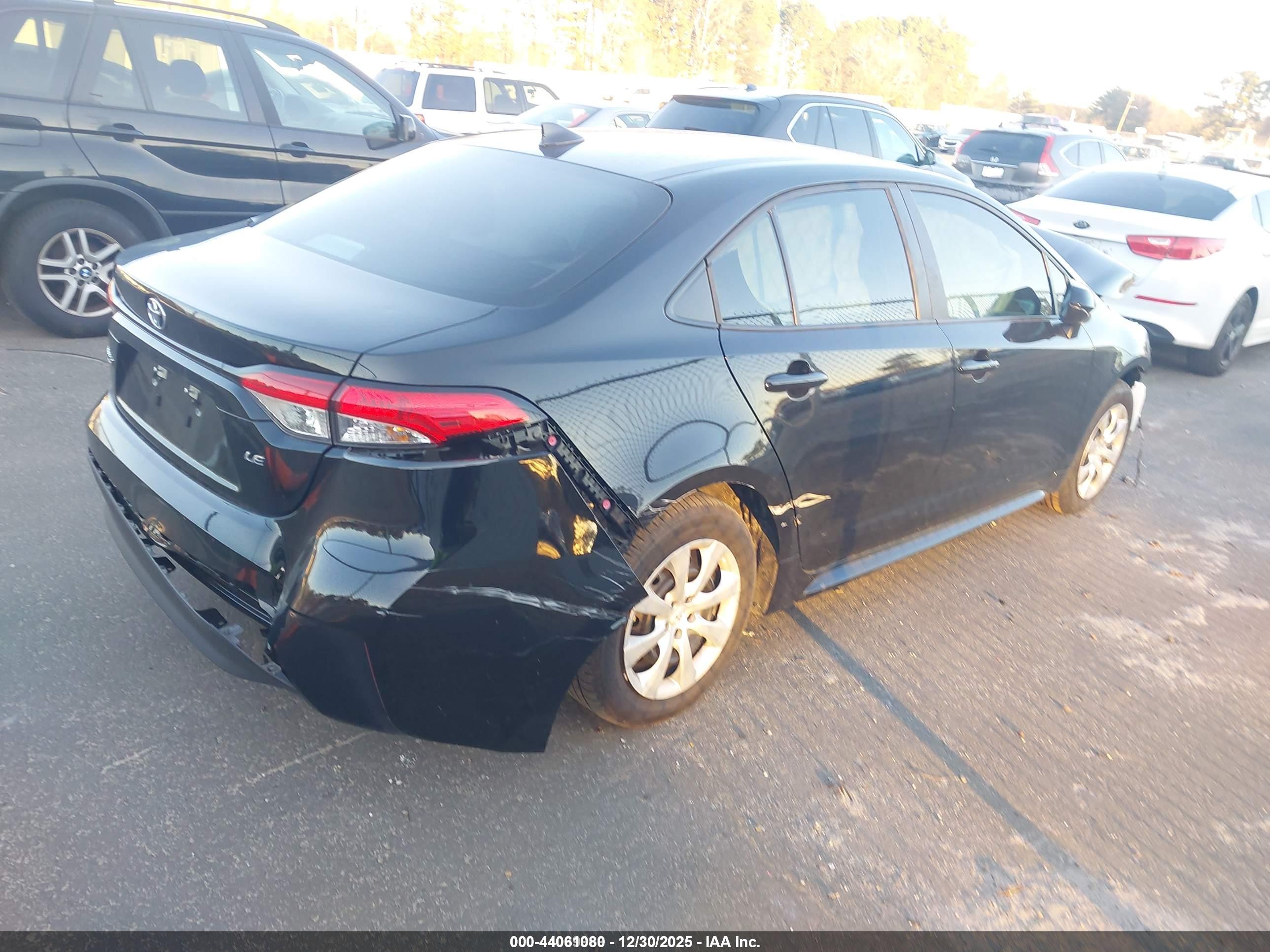 TOYOTA COROLLA image 4