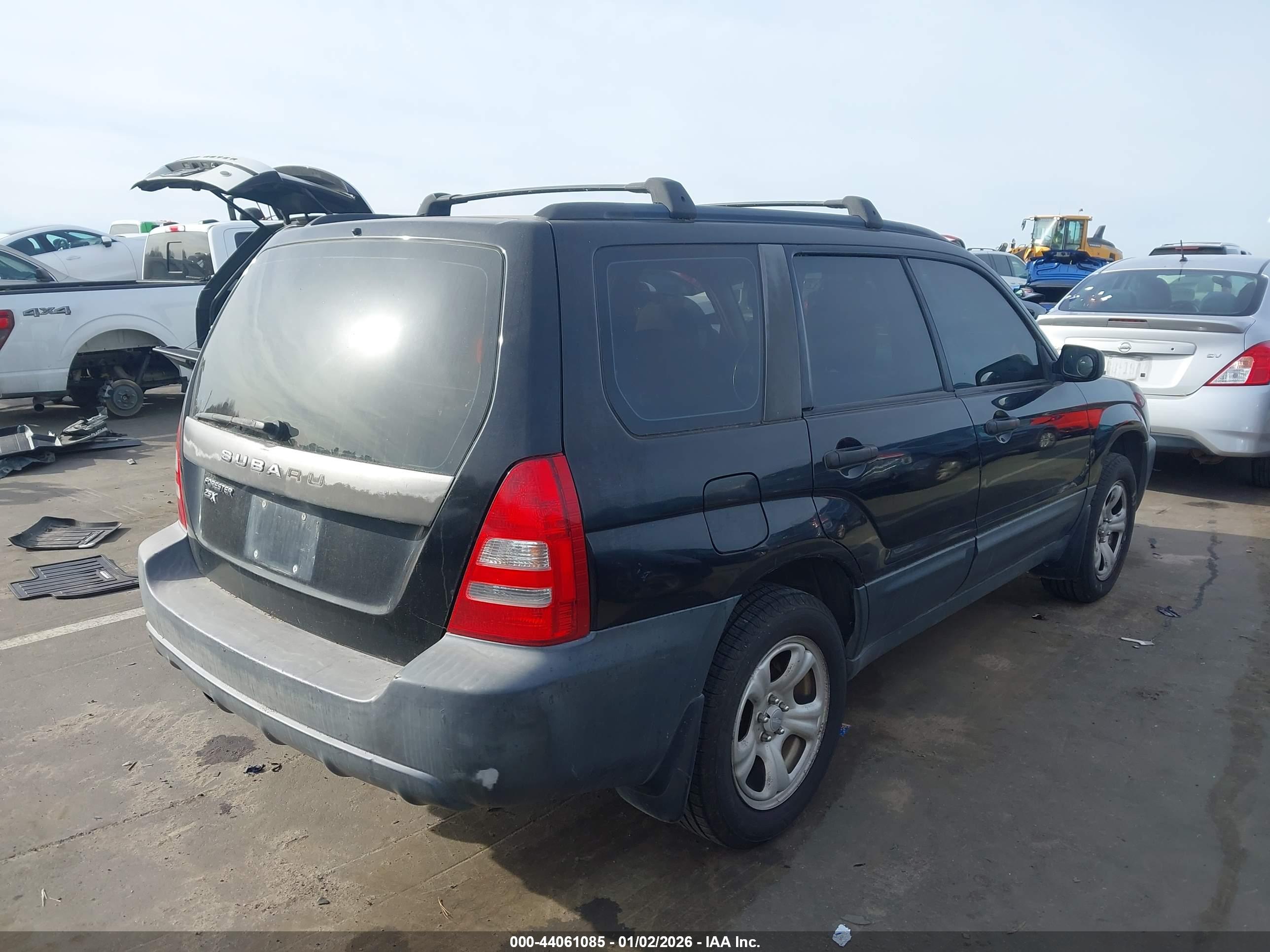SUBARU FORESTER image 4