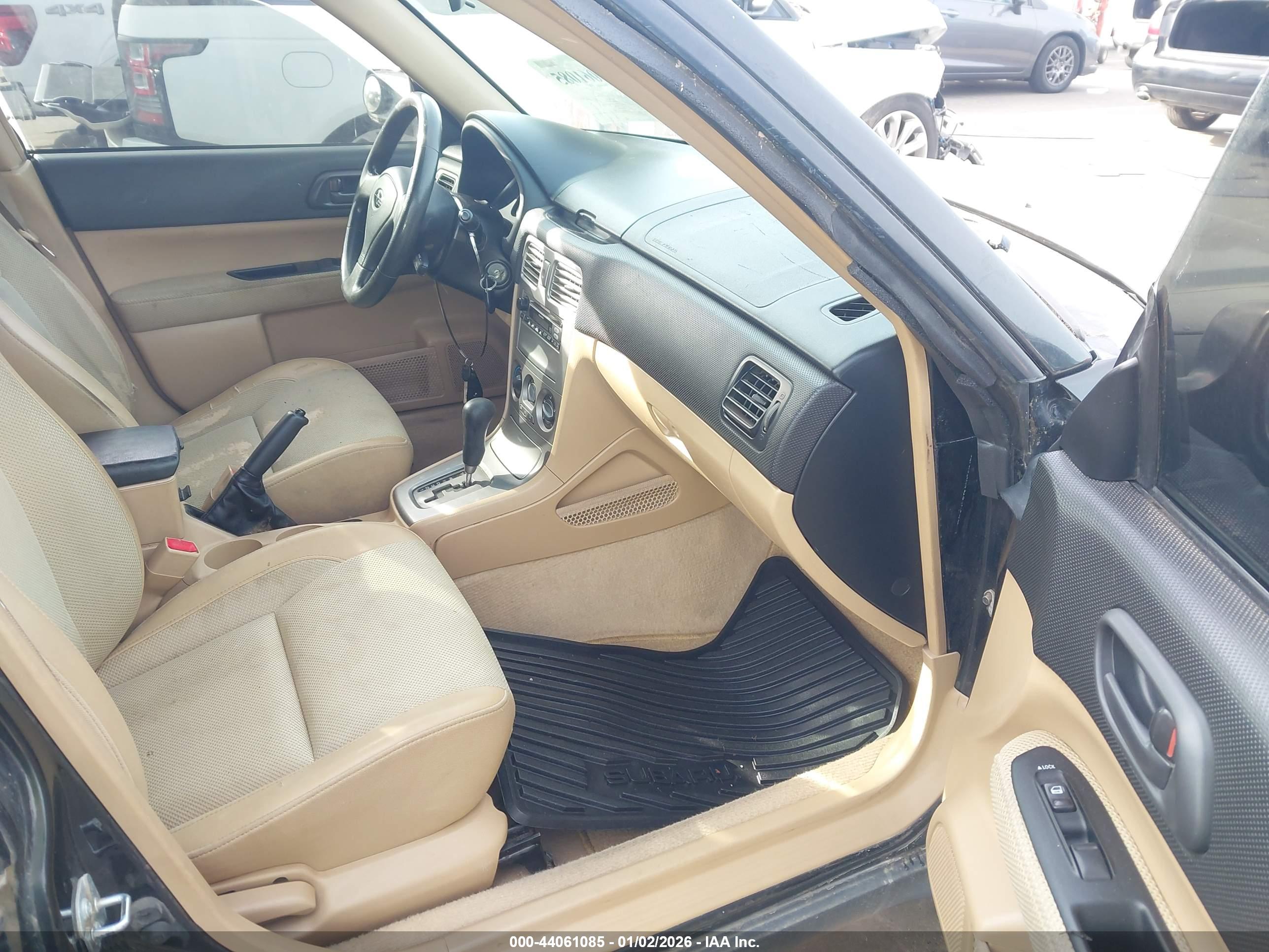 SUBARU FORESTER image 5