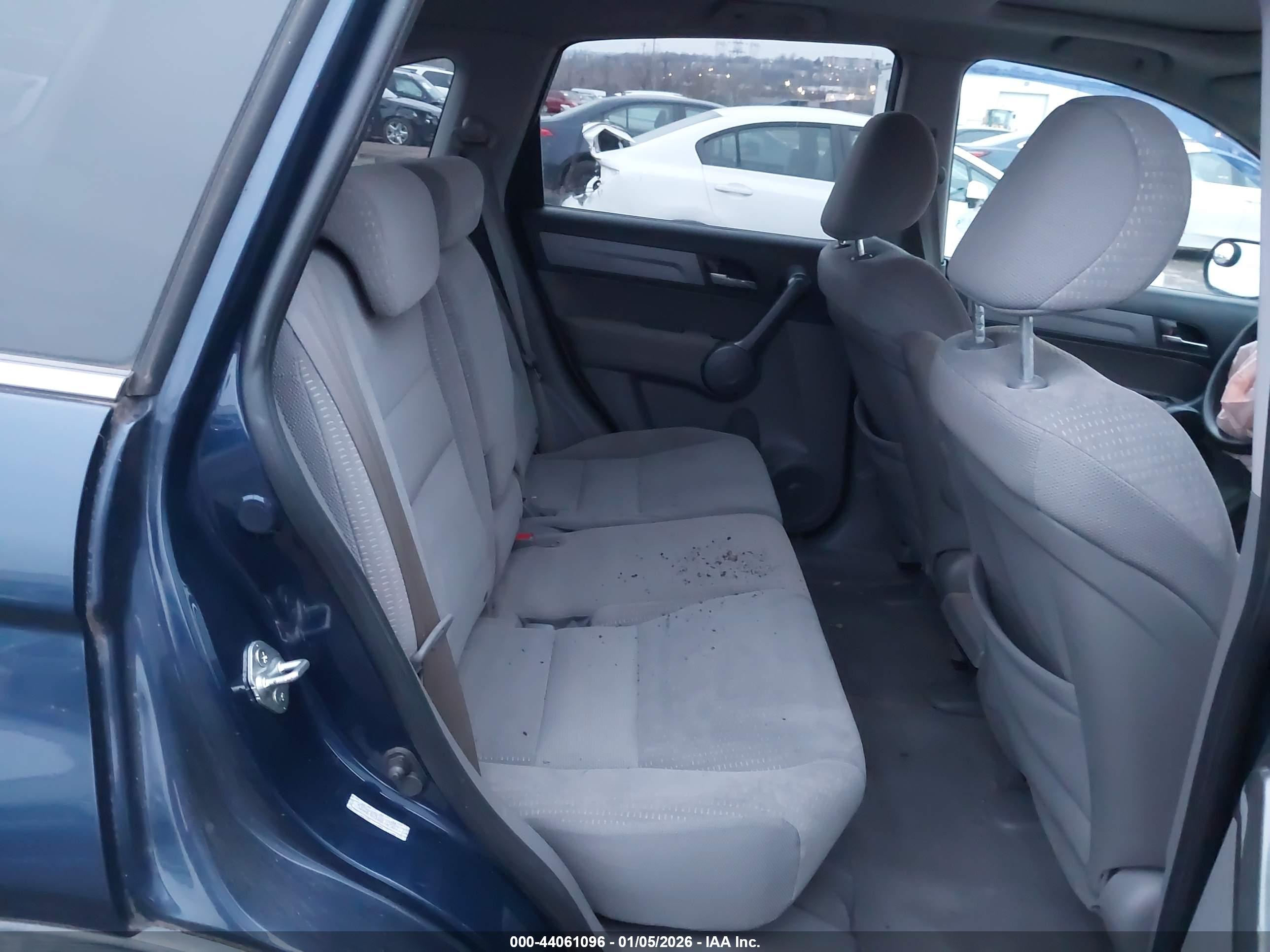 HONDA CR-V image 8