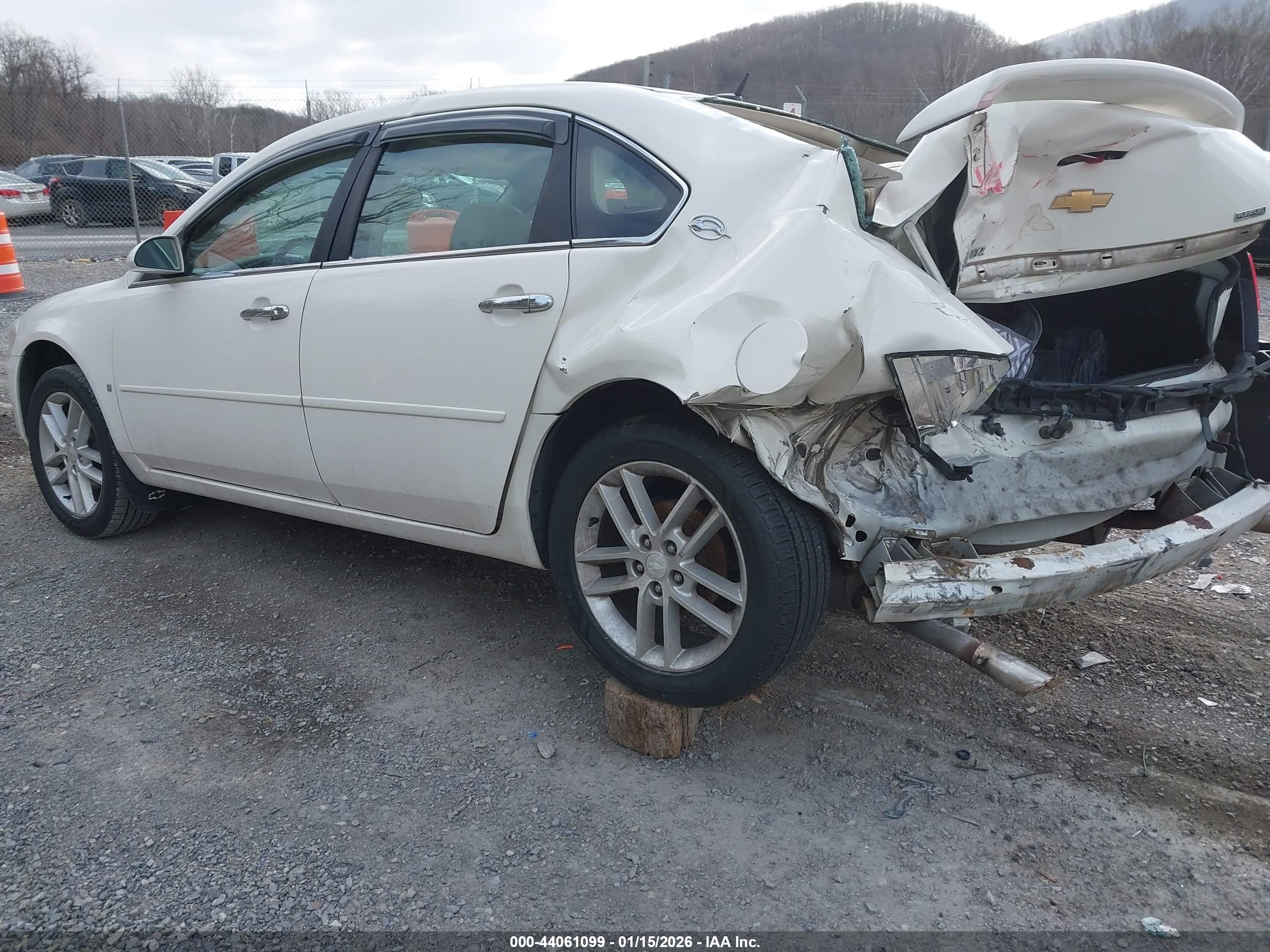 CHEVROLET IMPALA image 3