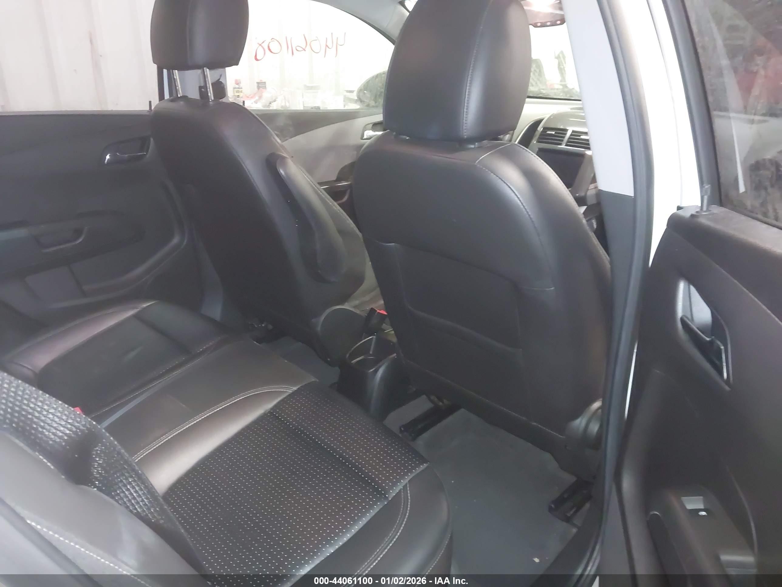 CHEVROLET SONIC image 8