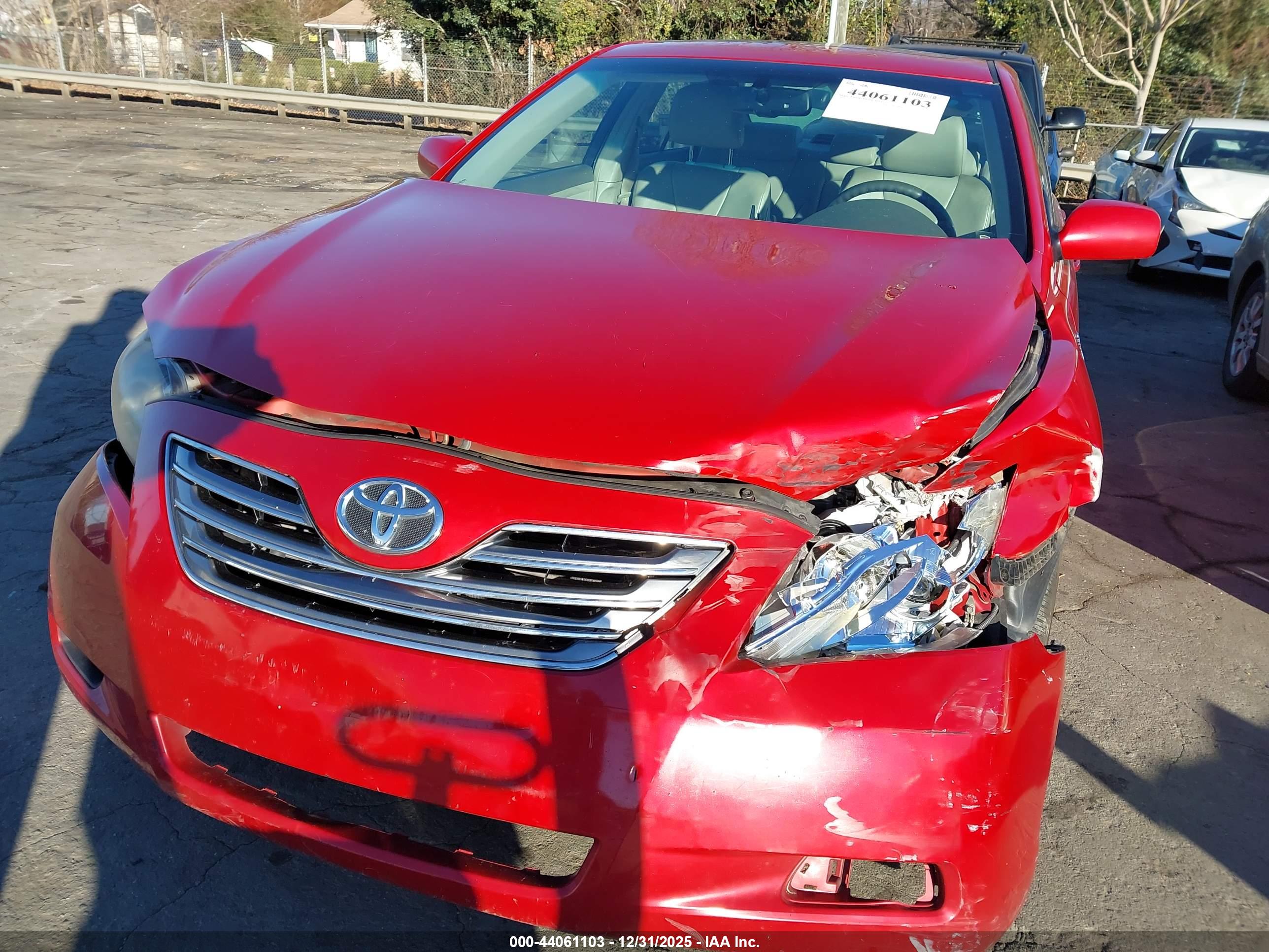 TOYOTA CAMRY image 6