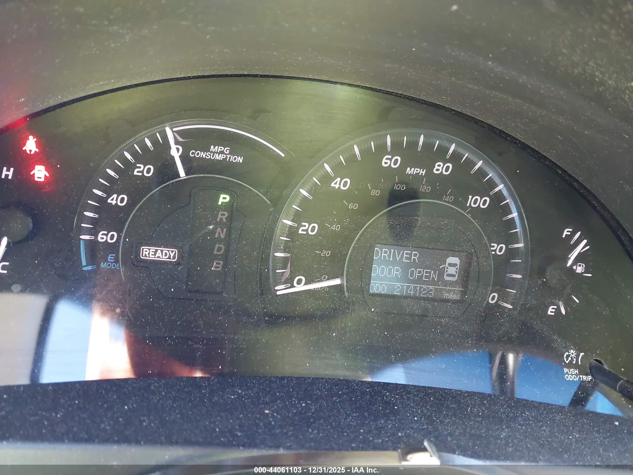 TOYOTA CAMRY image 7