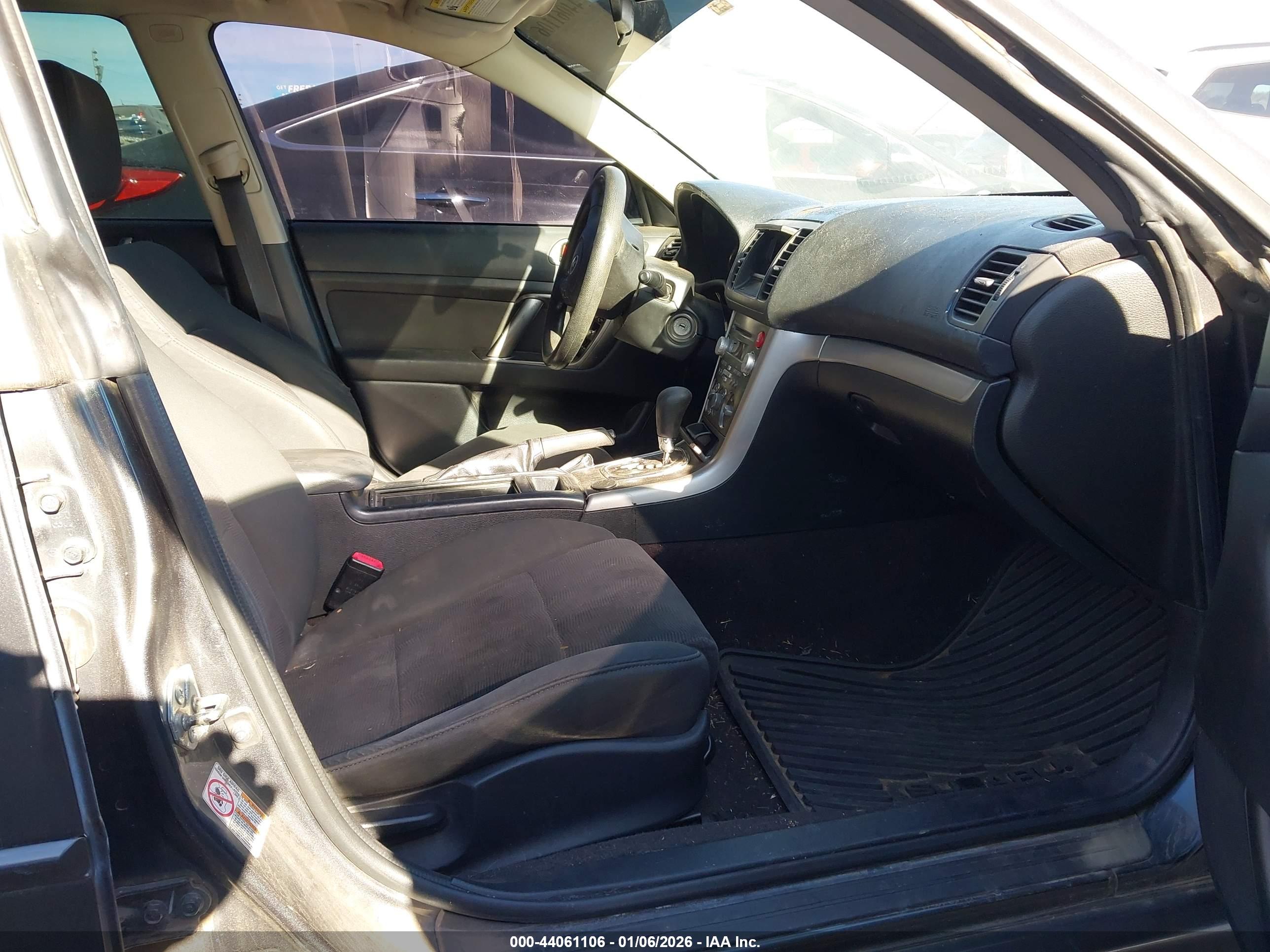 SUBARU LEGACY image 5