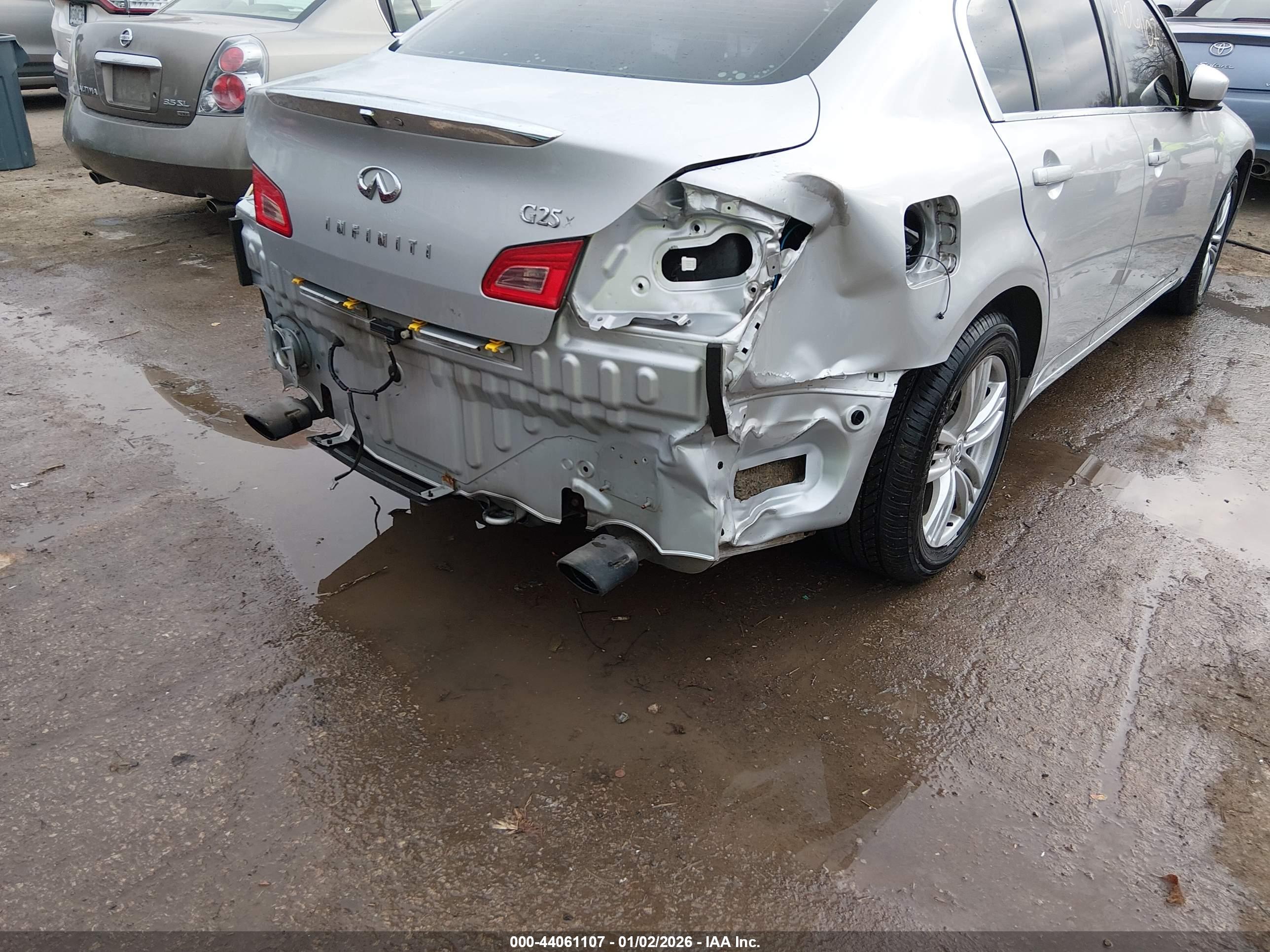 INFINITI G25X image 6