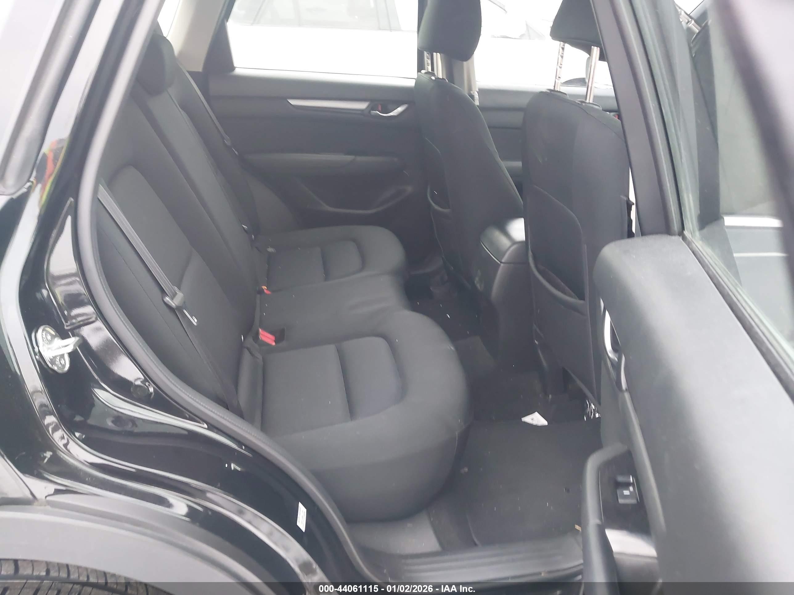 MAZDA CX-5 image 8