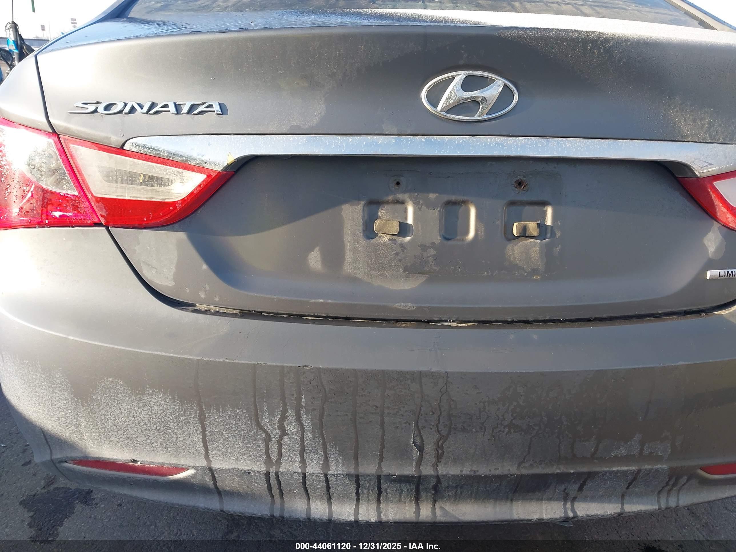 HYUNDAI SONATA image 6