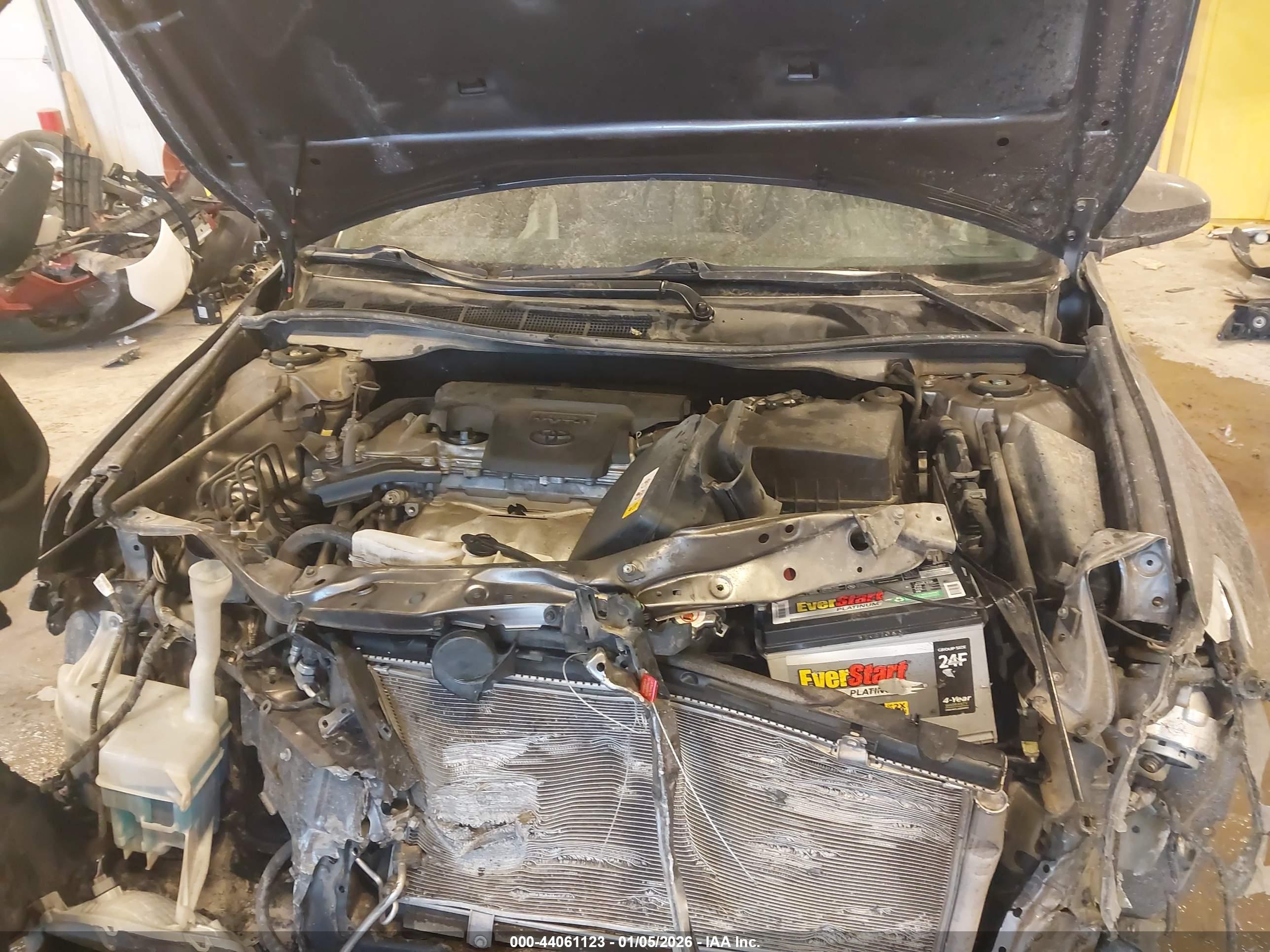 TOYOTA CAMRY image 10