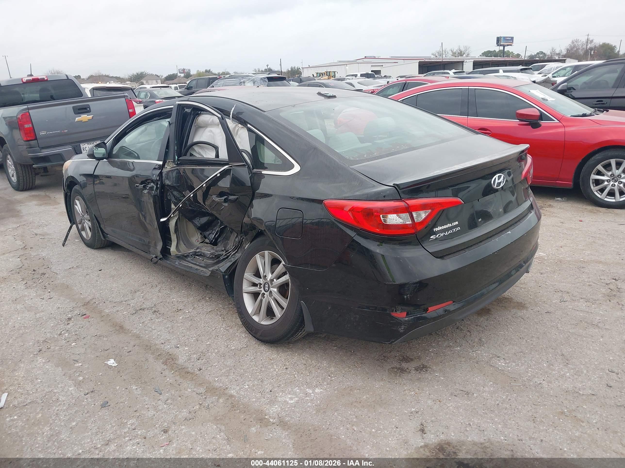 HYUNDAI SONATA image 3