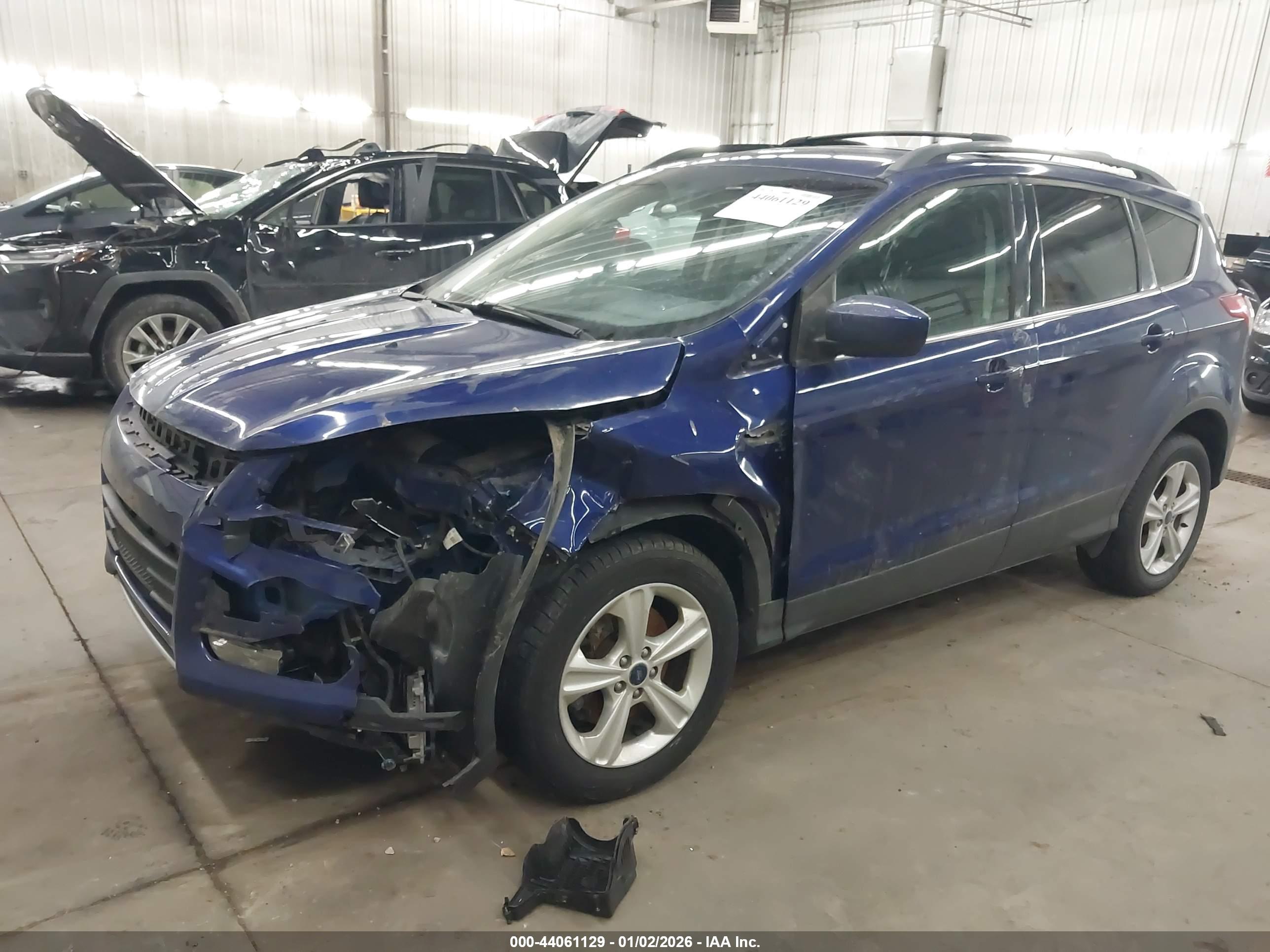 FORD ESCAPE image 2