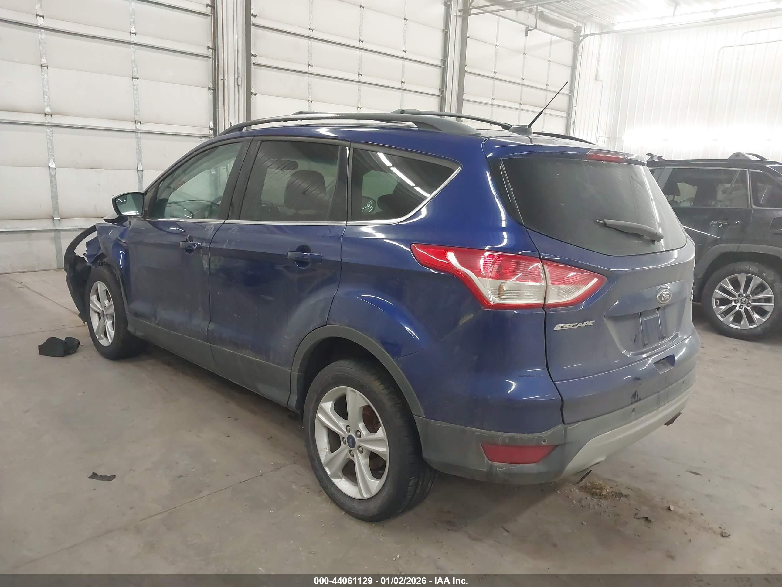 FORD ESCAPE image 3