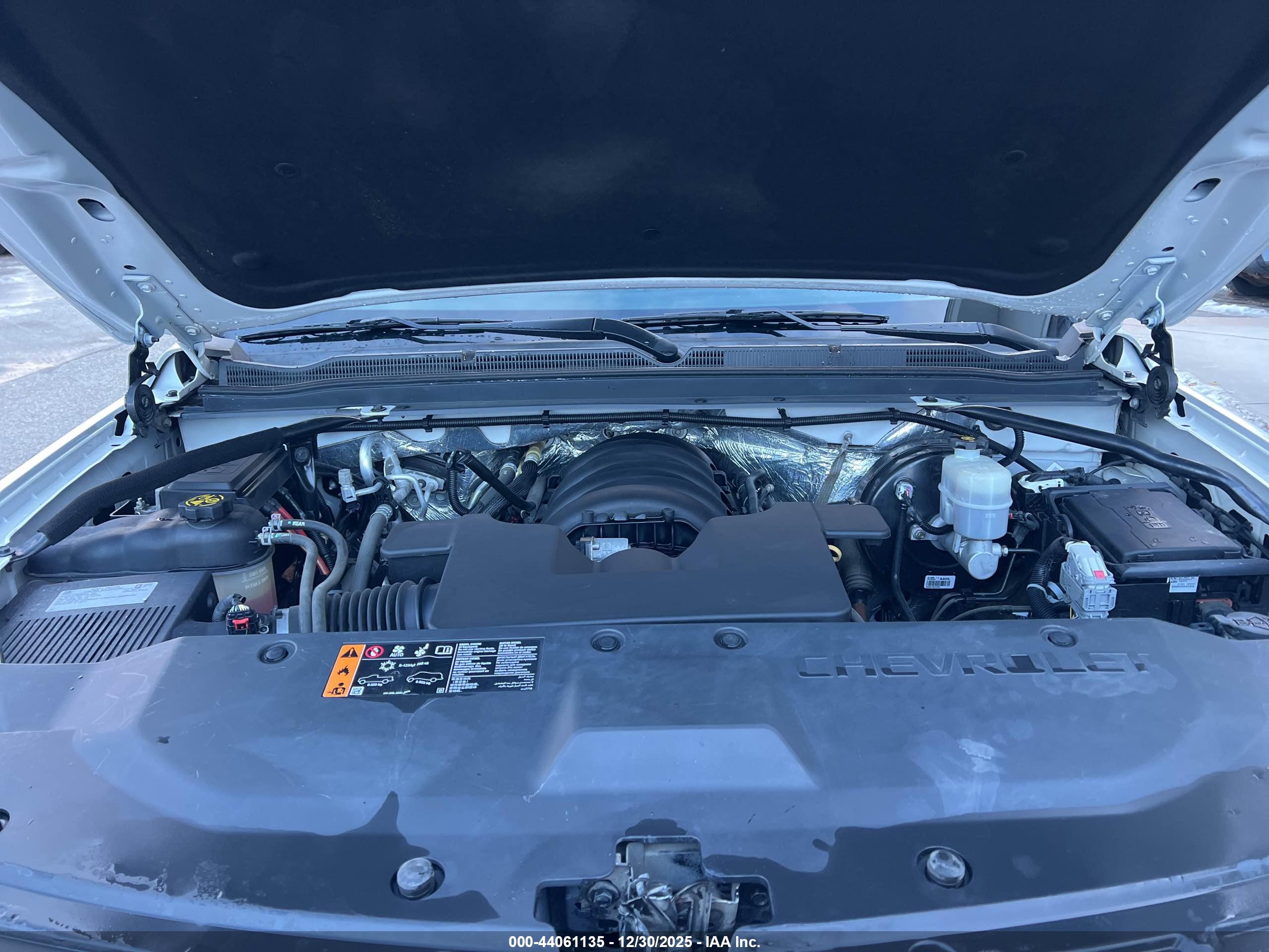 CHEVROLET TAHOE image 10