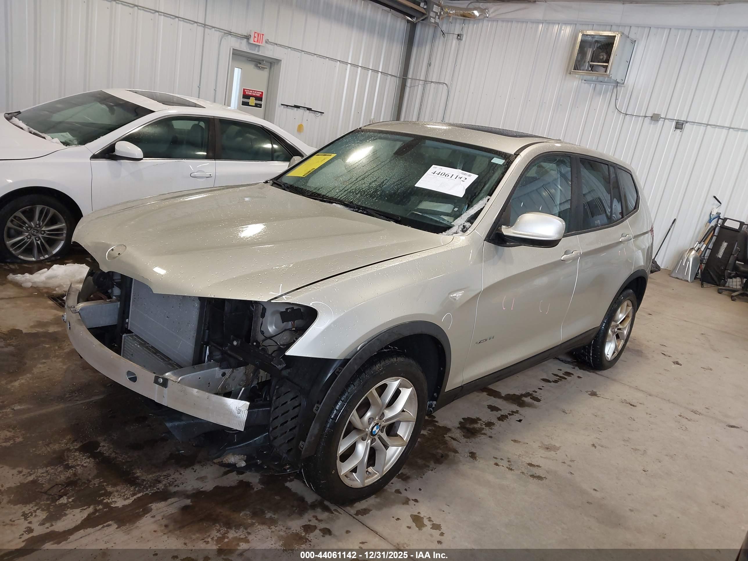 BMW X3 image 2