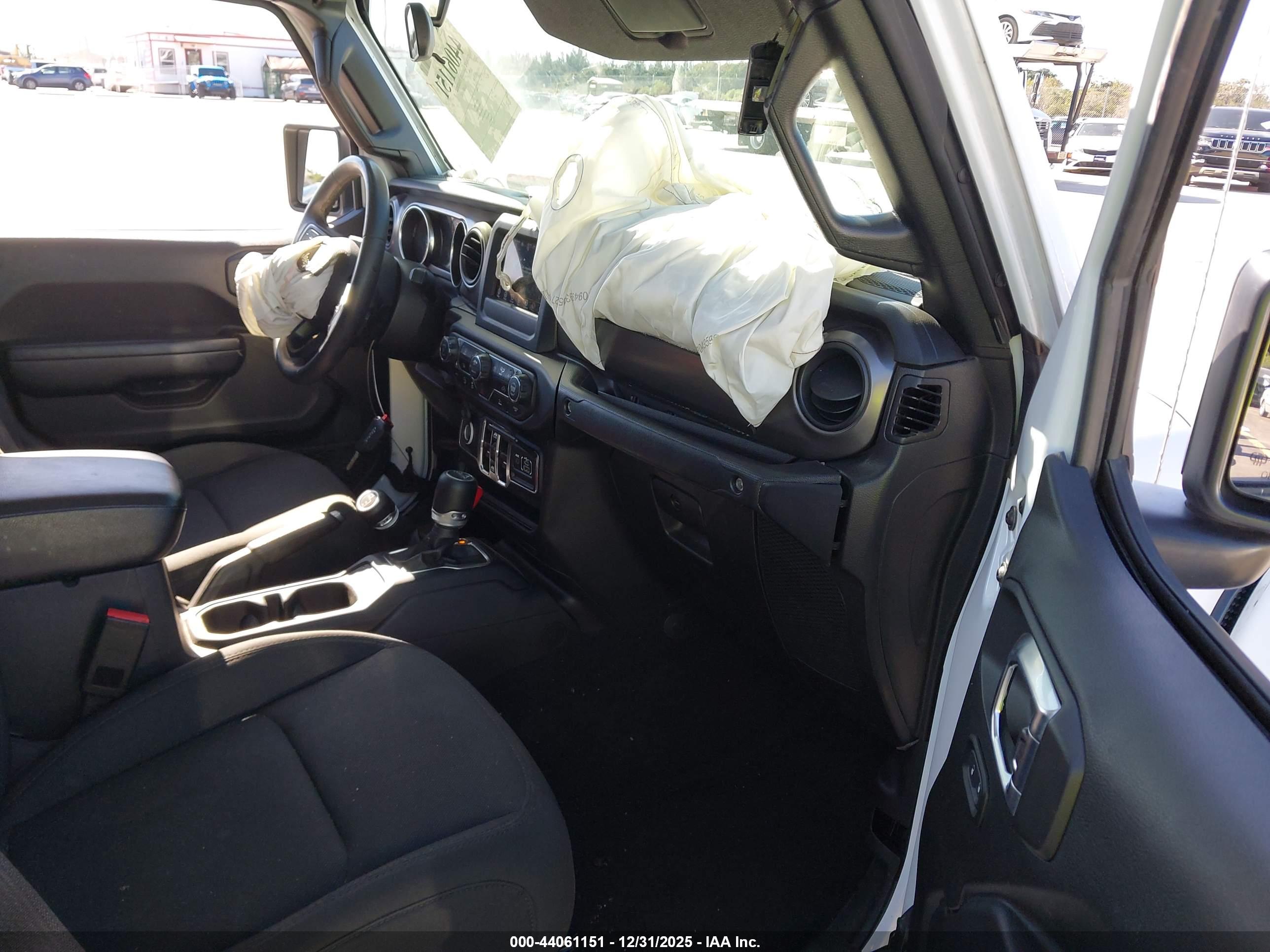 JEEP GLADIATOR image 5