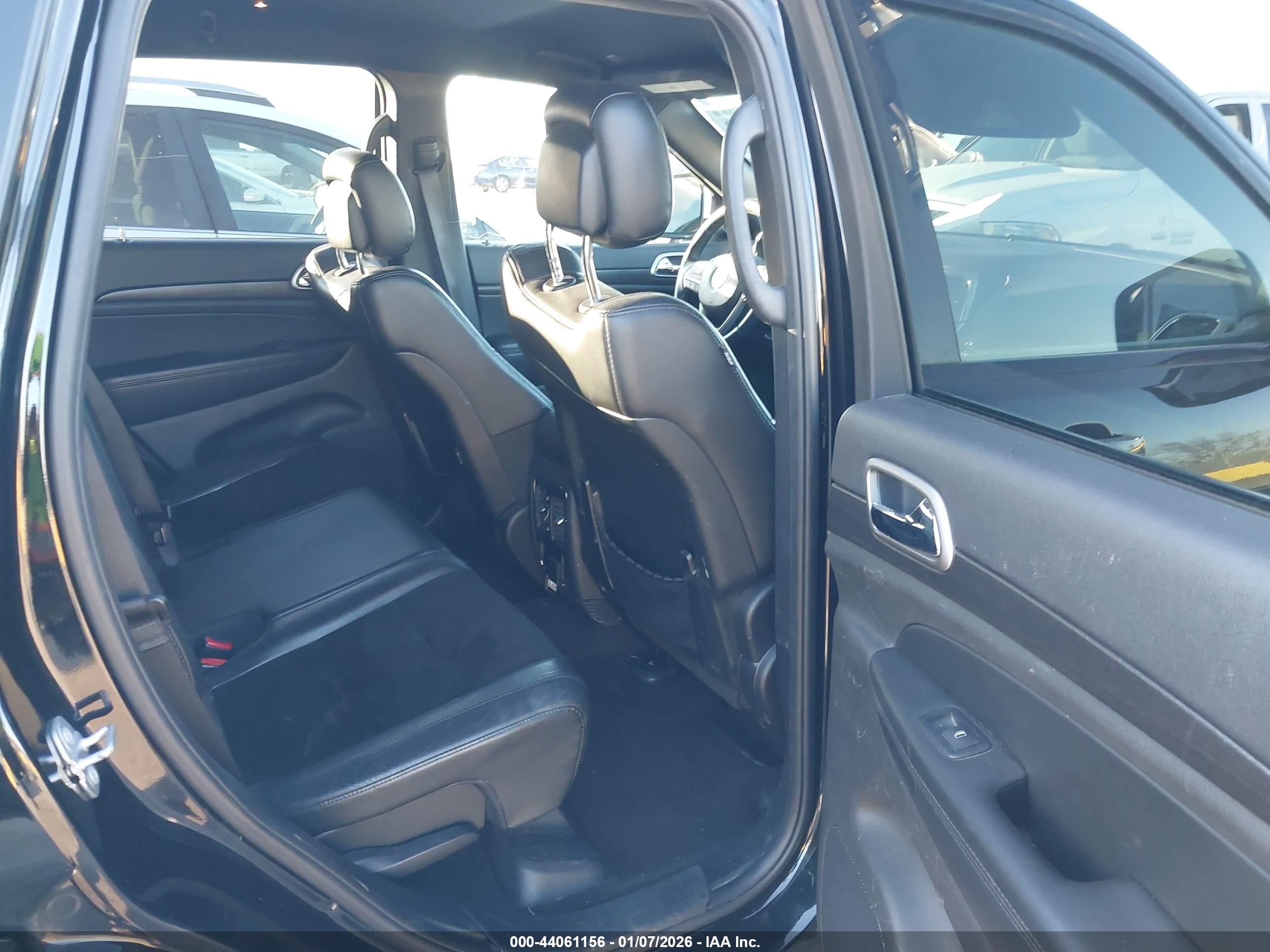 JEEP GRAND image 8