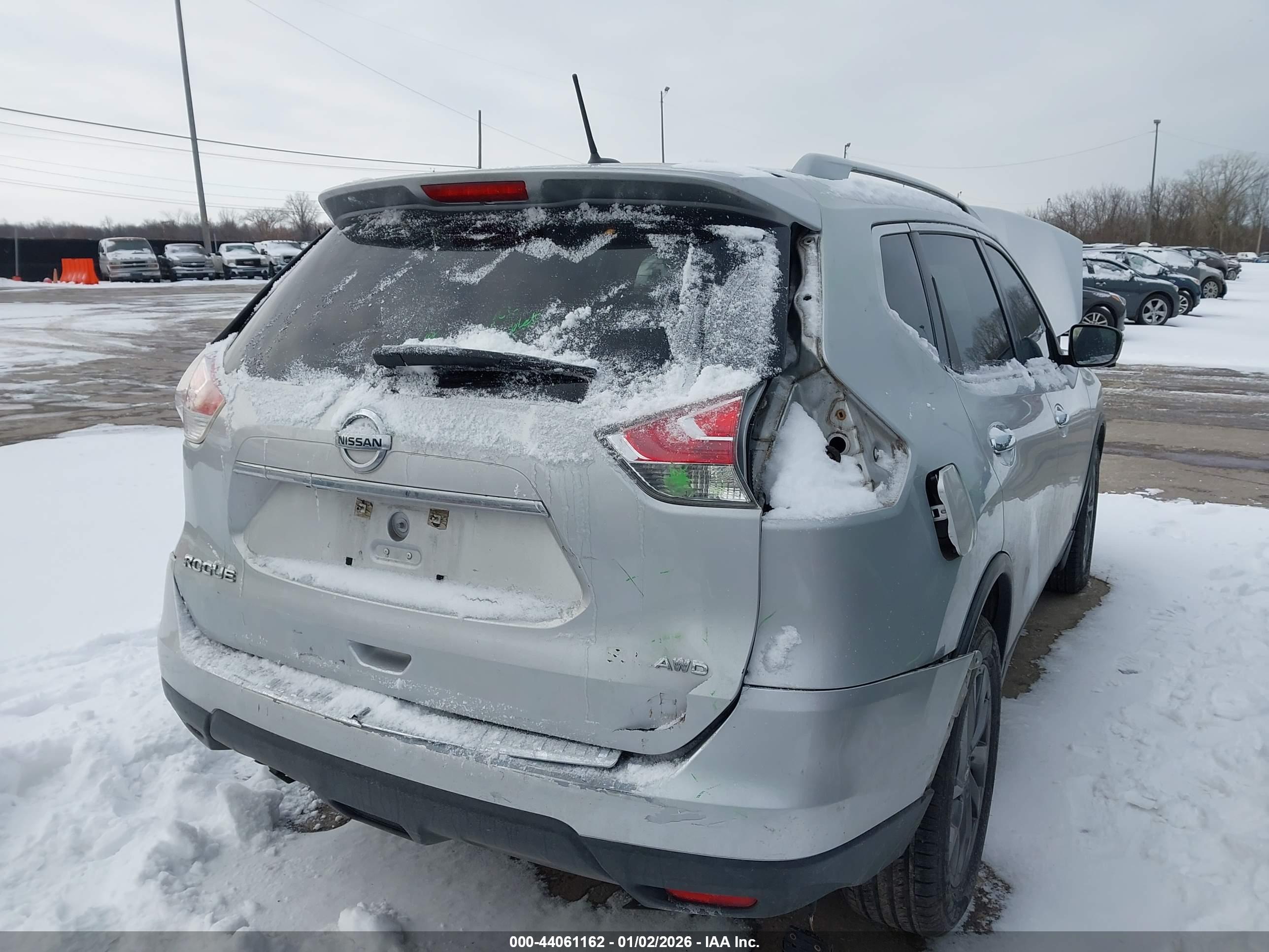 NISSAN ROGUE image 6