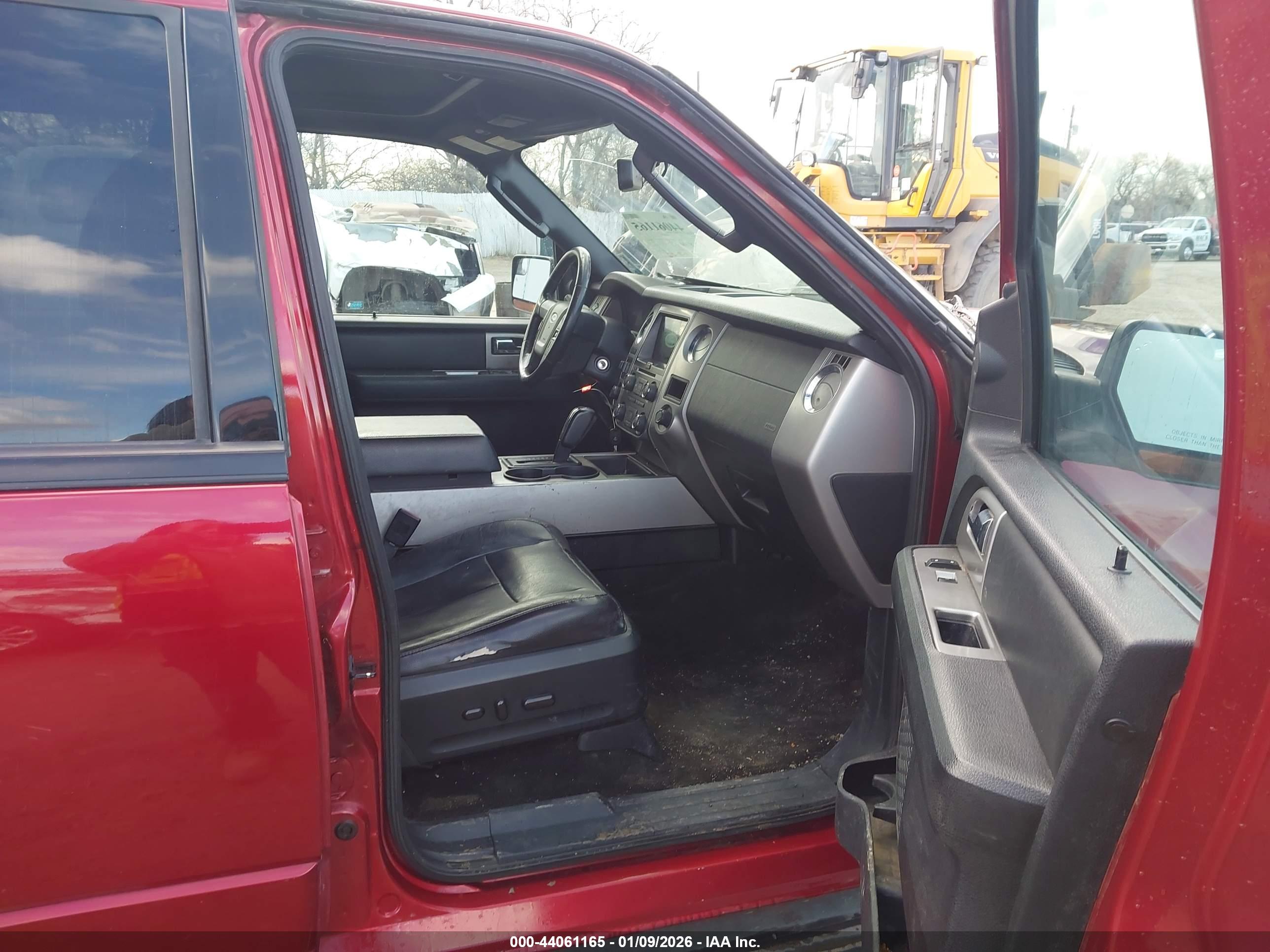 FORD EXPEDITION image 5