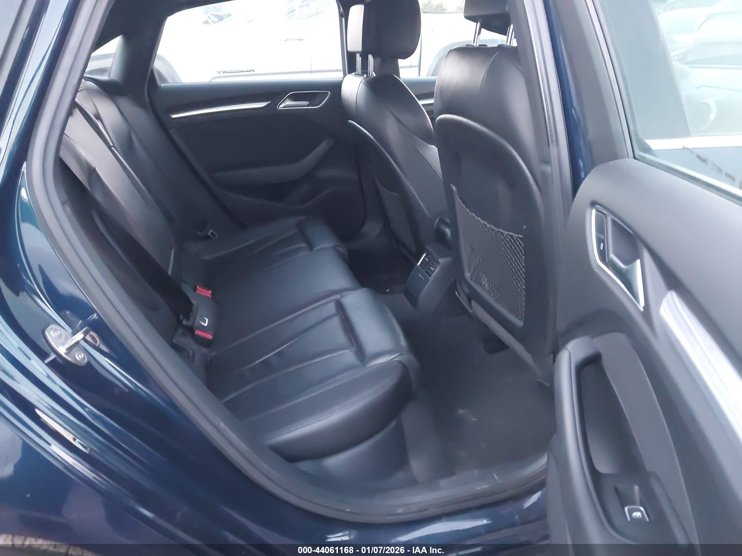 AUDI A3 image 8