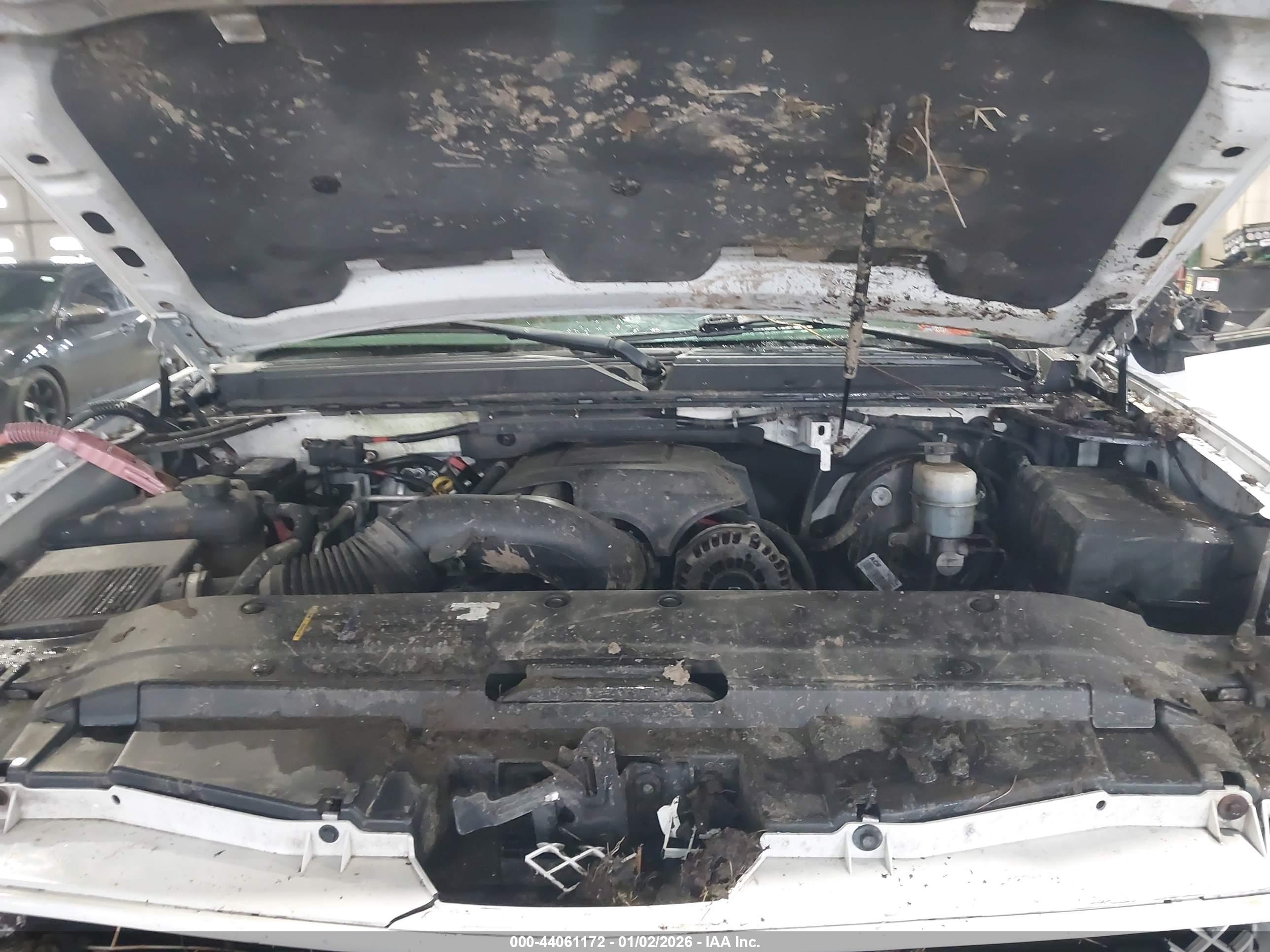 CHEVROLET TAHOE image 10