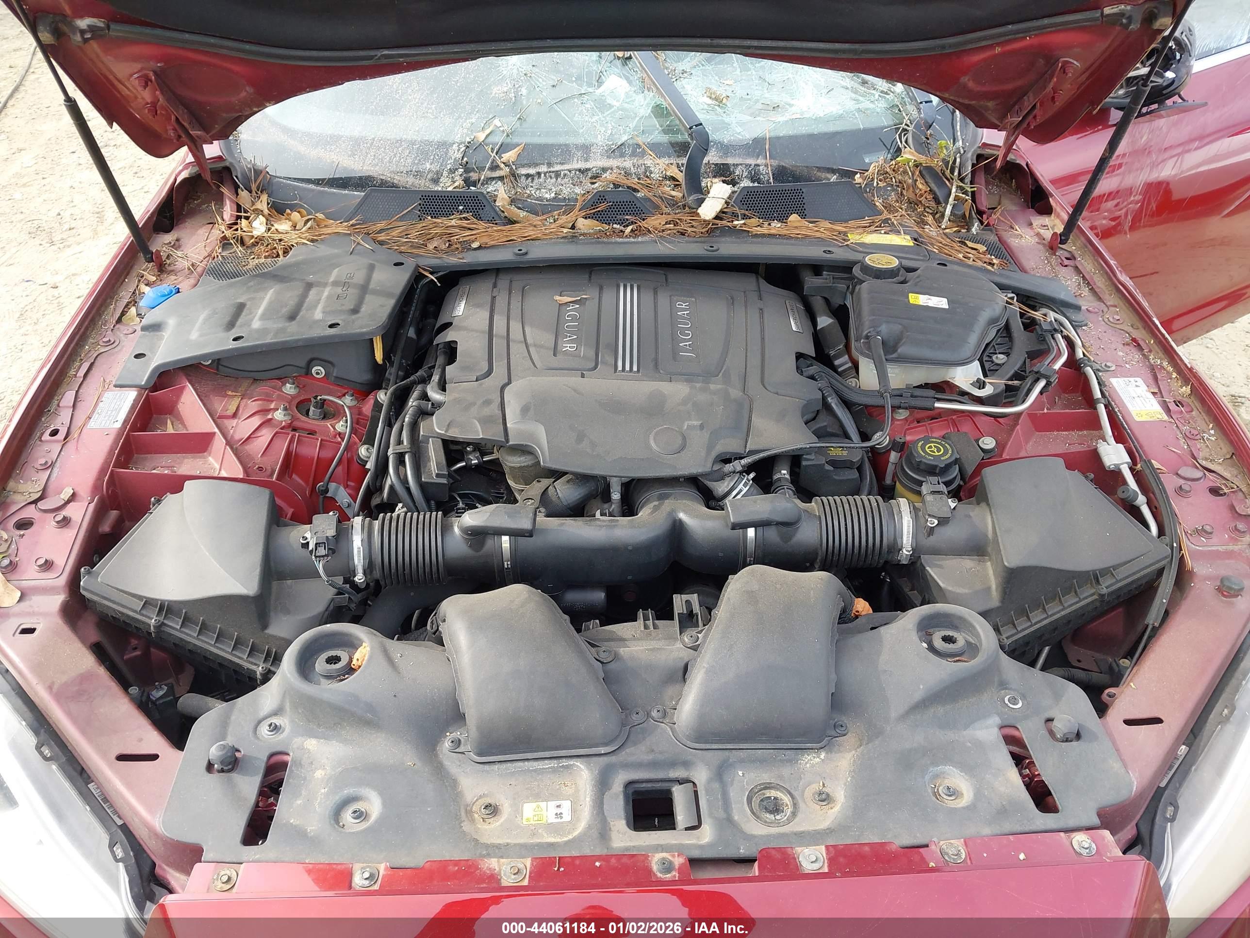 JAGUAR XJ image 10