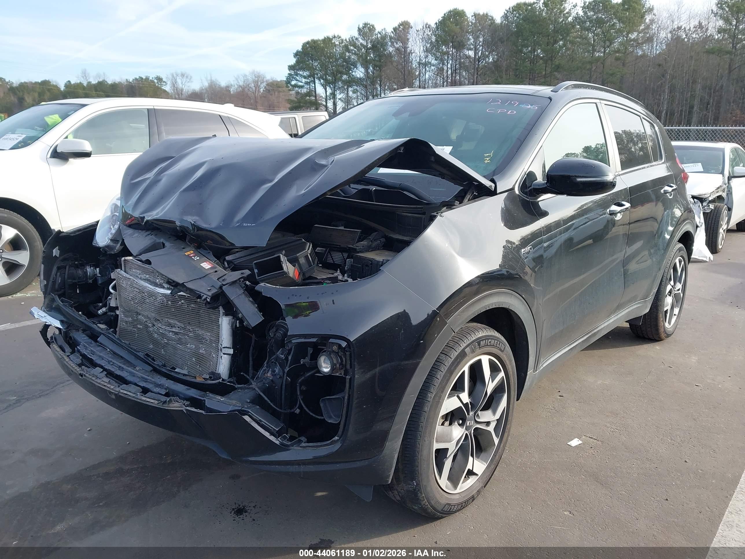 KIA SPORTAGE image 2