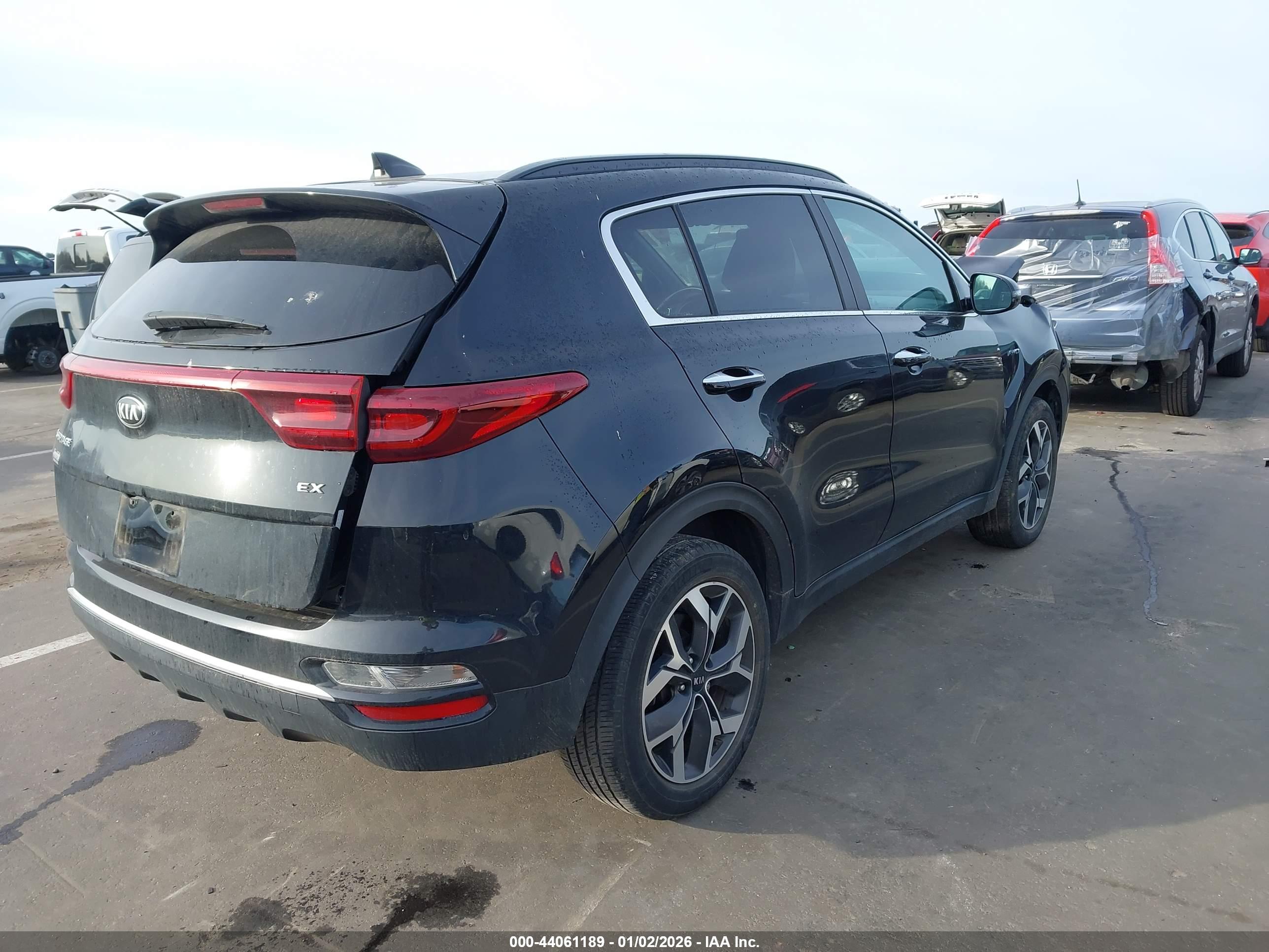 KIA SPORTAGE image 4