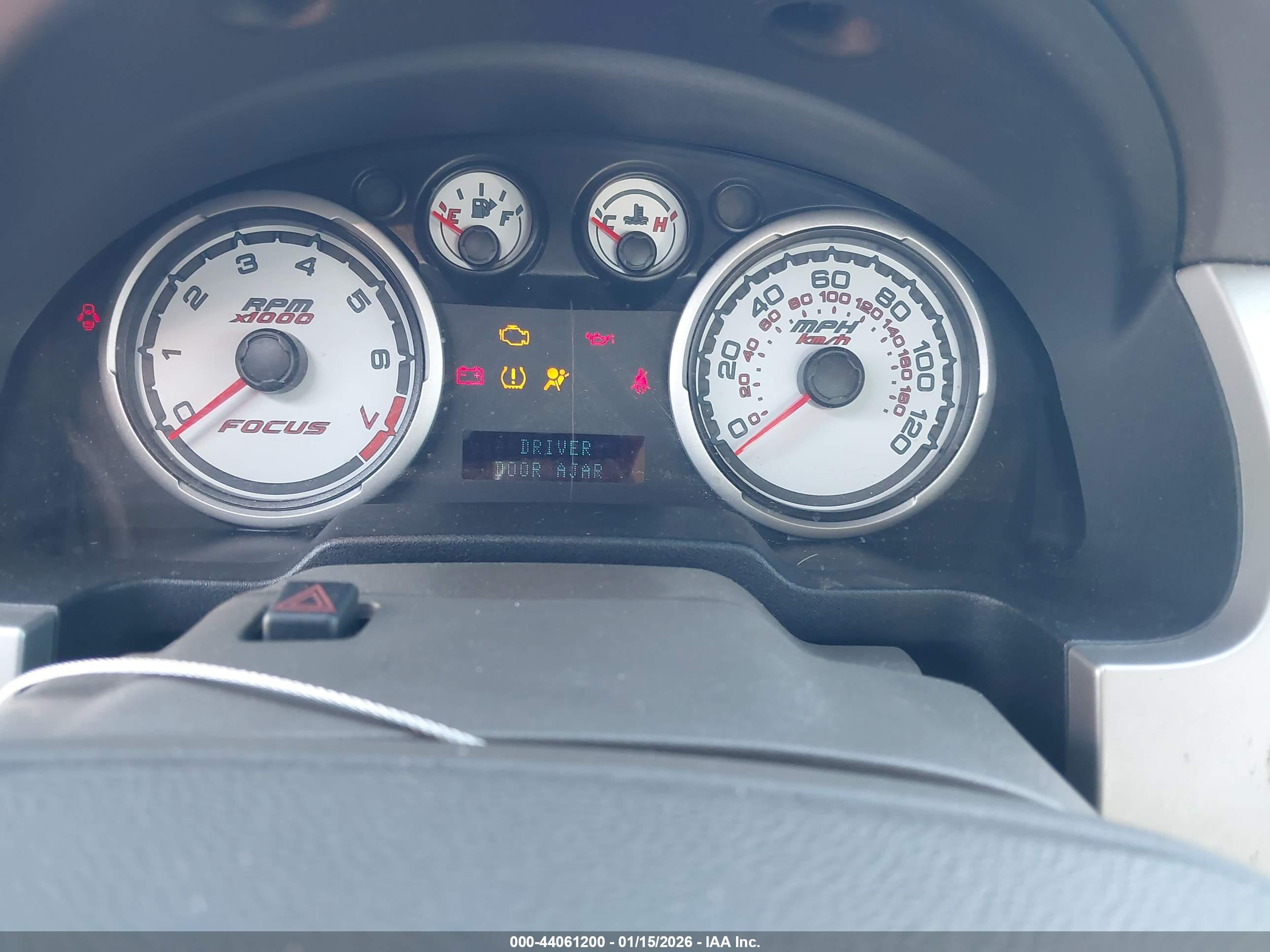 FORD FOCUS image 7