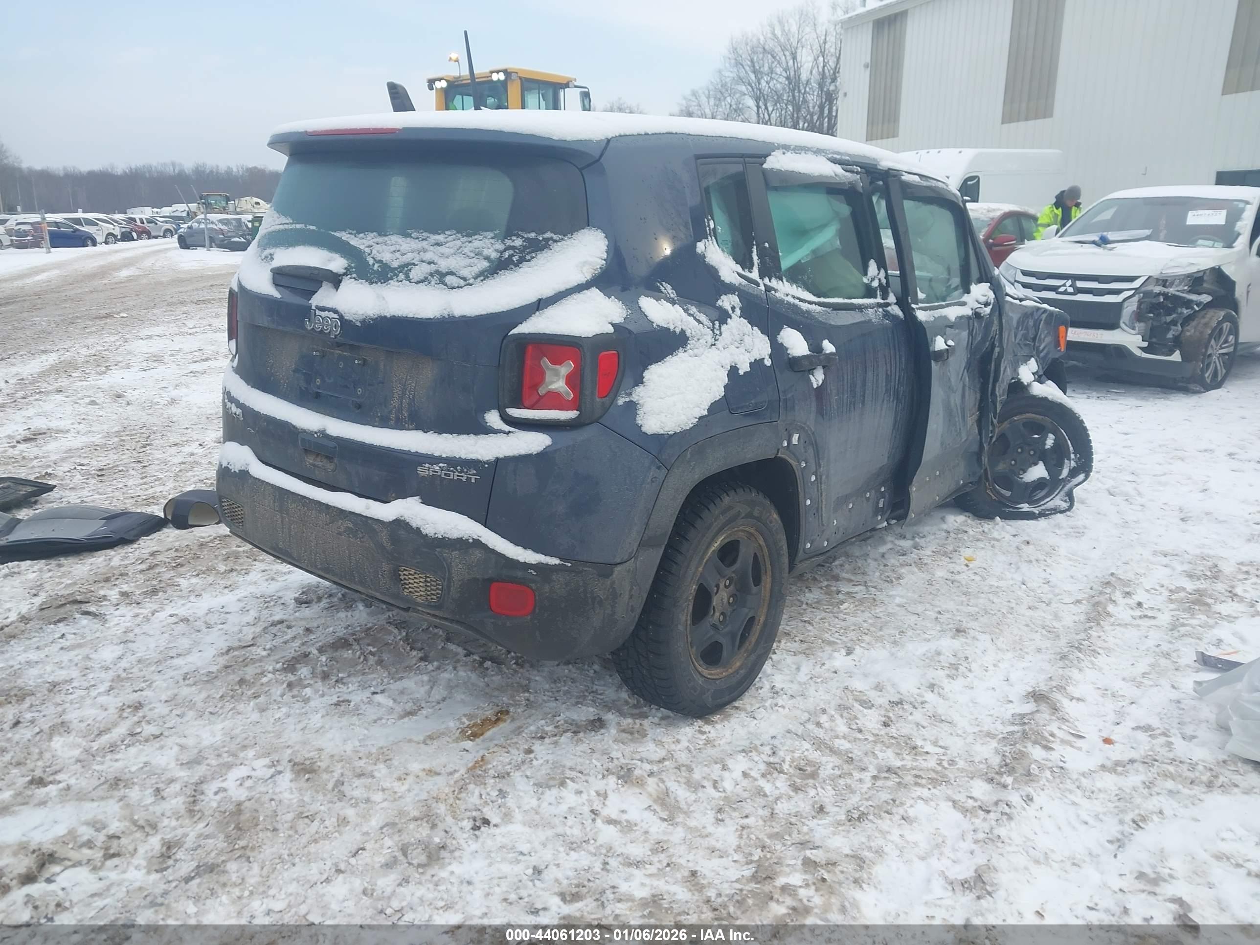 JEEP RENEGADE image 4